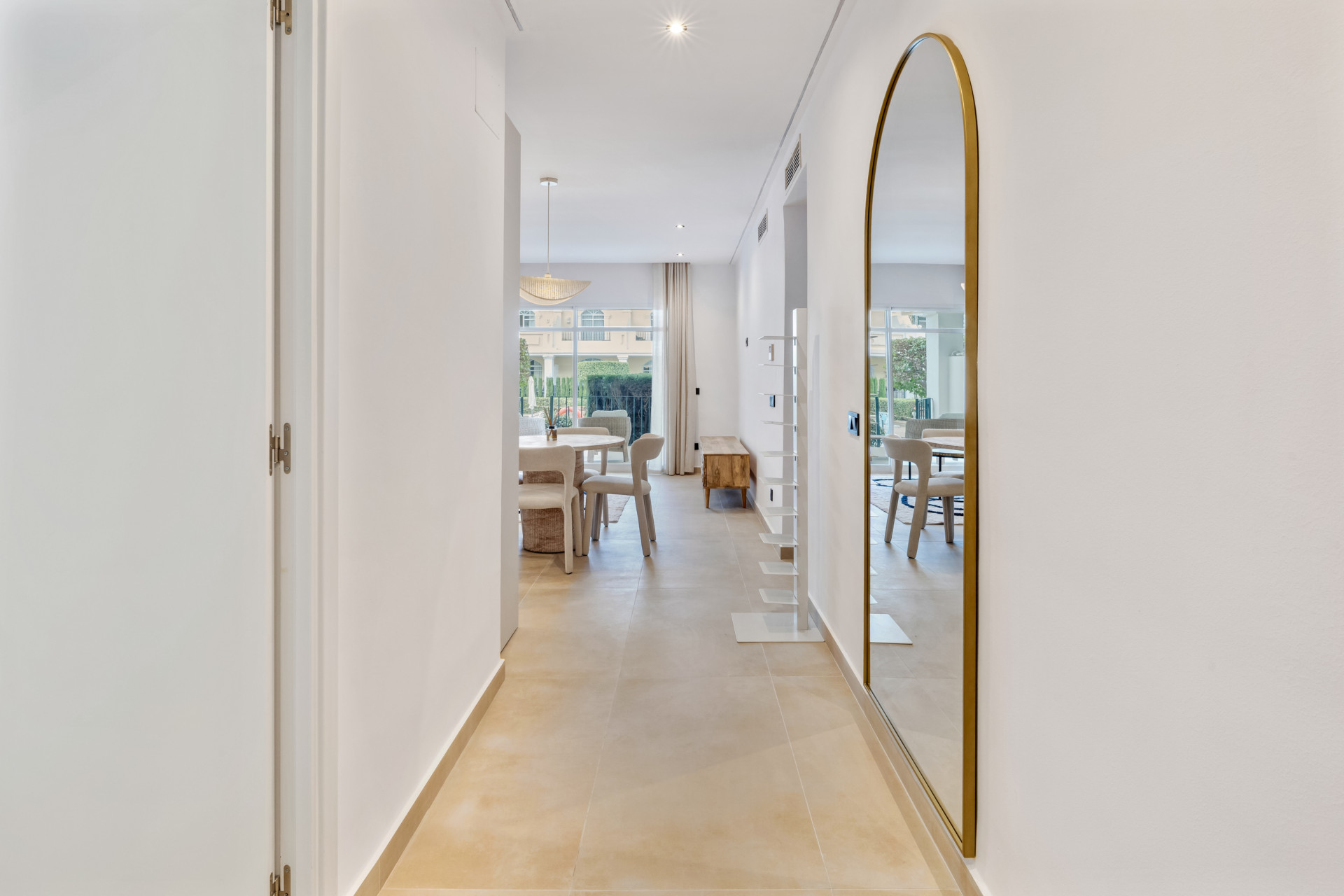 Apartment 3 Bedrooms 2 Bathrooms in Marbella, Costa del Sol