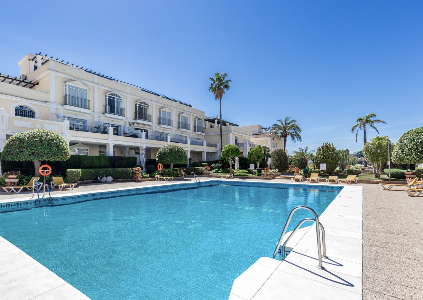 Apartment 3 Bedrooms 2 Bathrooms in Marbella, Costa del Sol