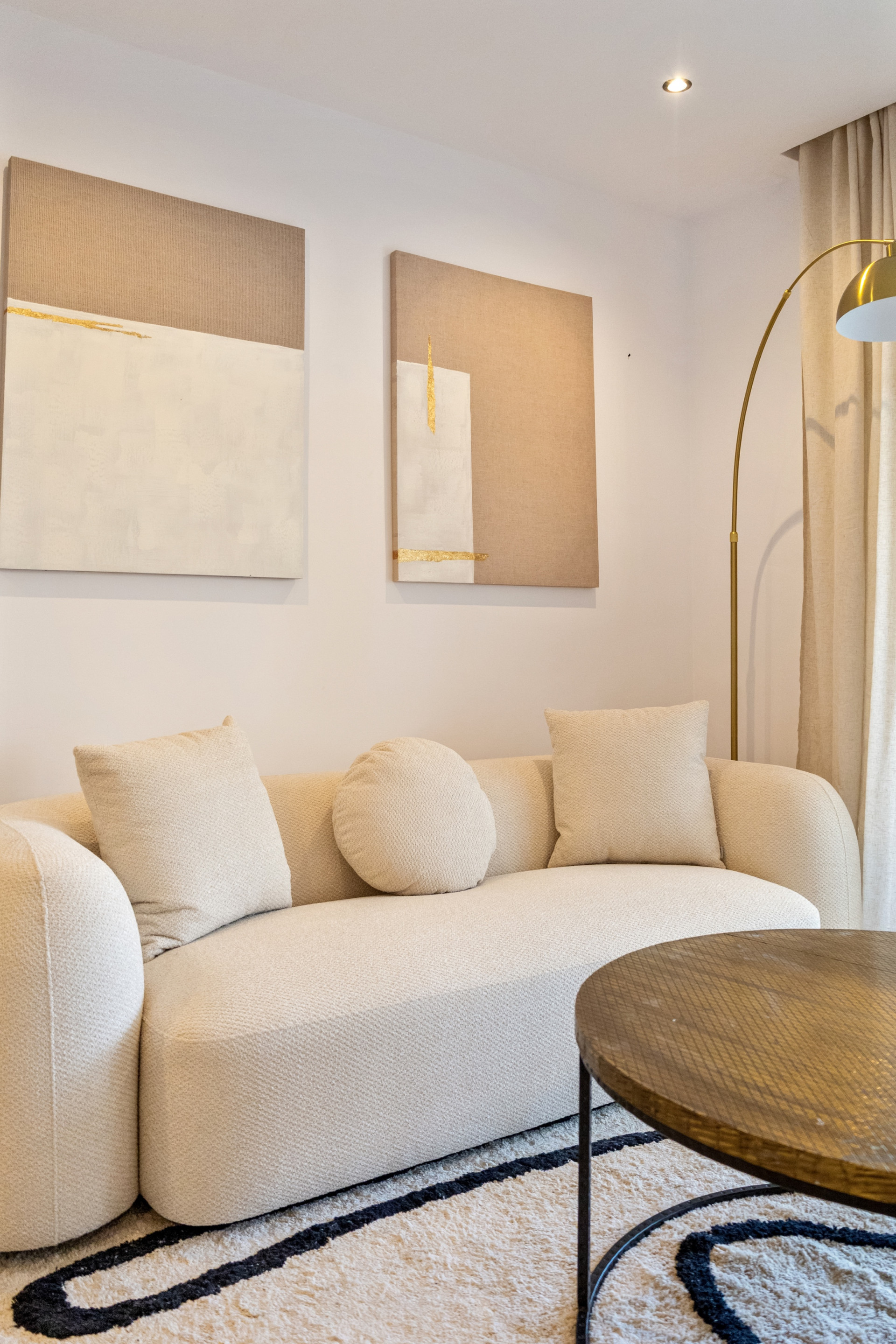 Apartment 3 Bedrooms 2 Bathrooms in Marbella, Costa del Sol