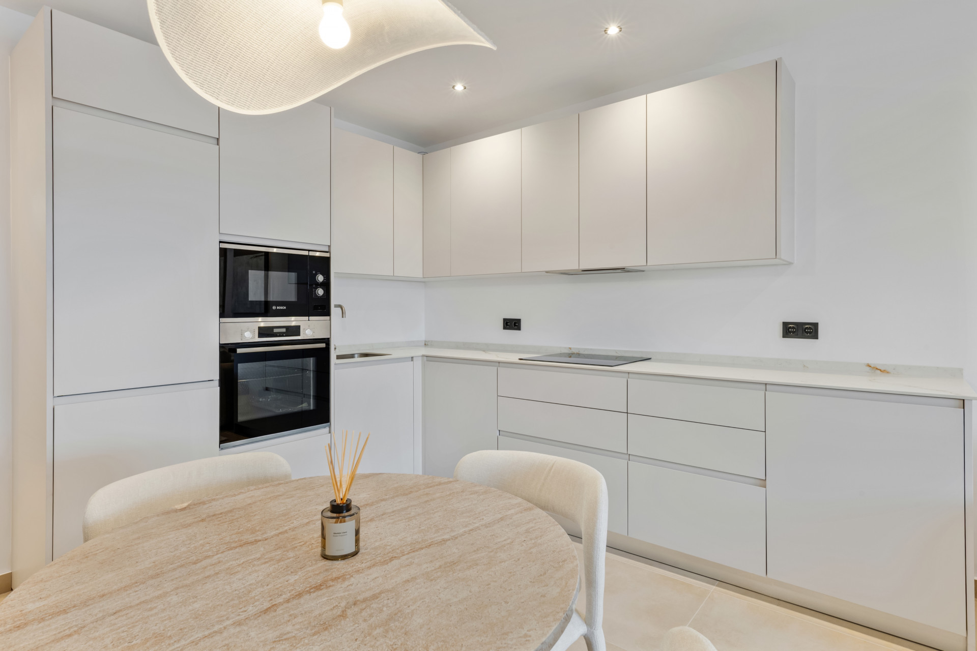 Apartment 3 Bedrooms 2 Bathrooms in Marbella, Costa del Sol