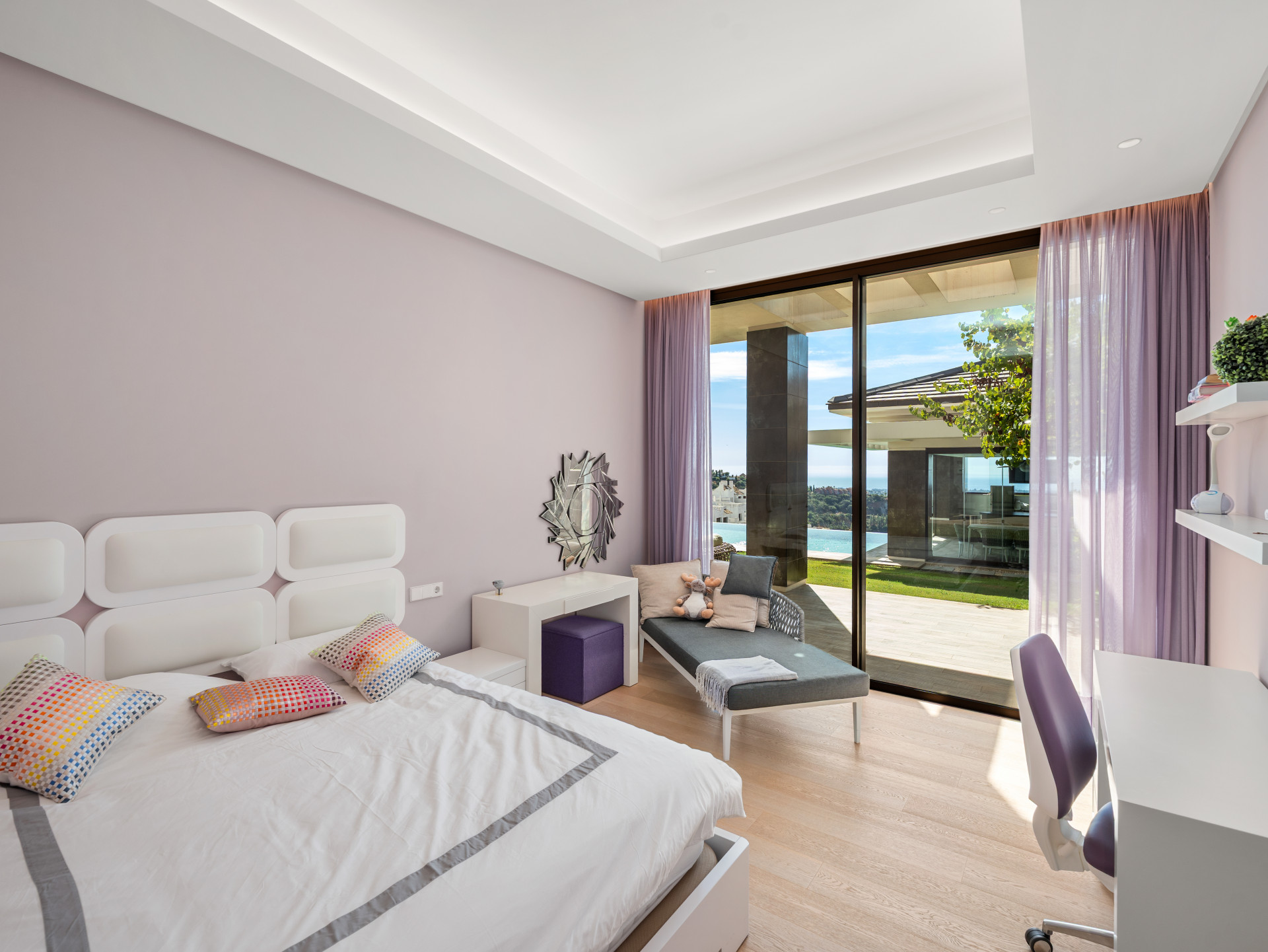 Villa 9 Bedrooms 9 Bathrooms in Benahavis, Costa del Sol