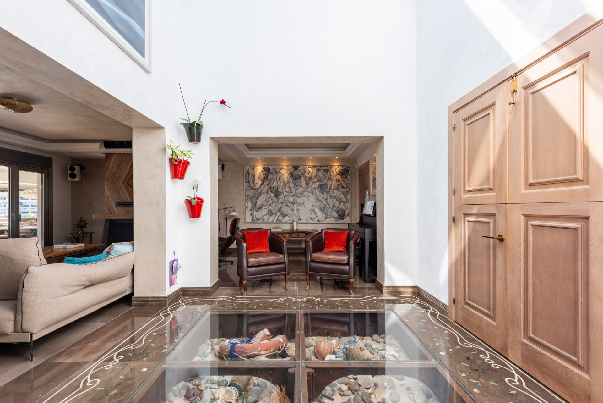 Villa 4 Bedrooms 4 Bathrooms in San Pedro de Alcantara, Costa del Sol