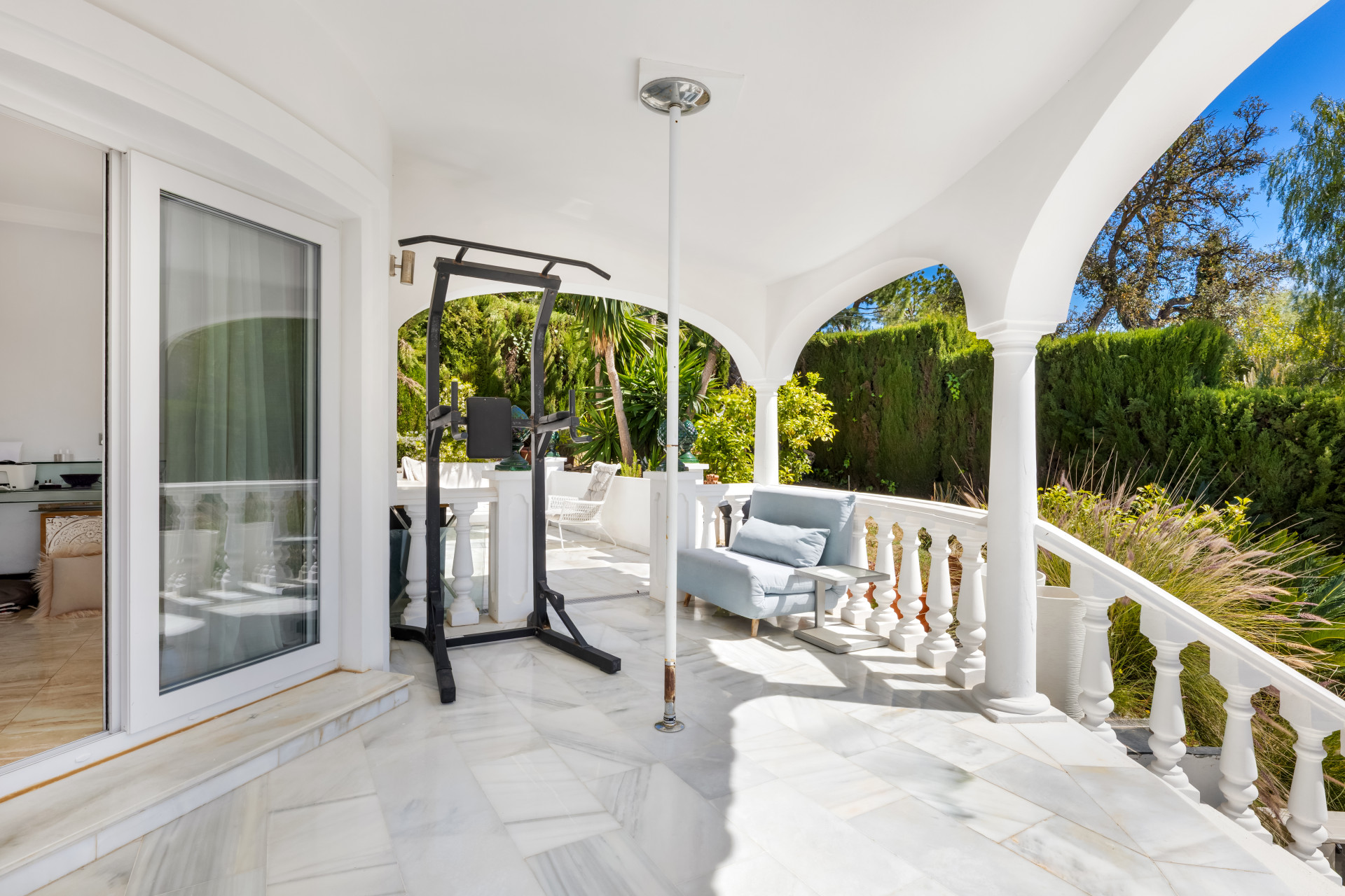 Villa 5 Bedrooms 6 Bathrooms in Marbella, Costa del Sol