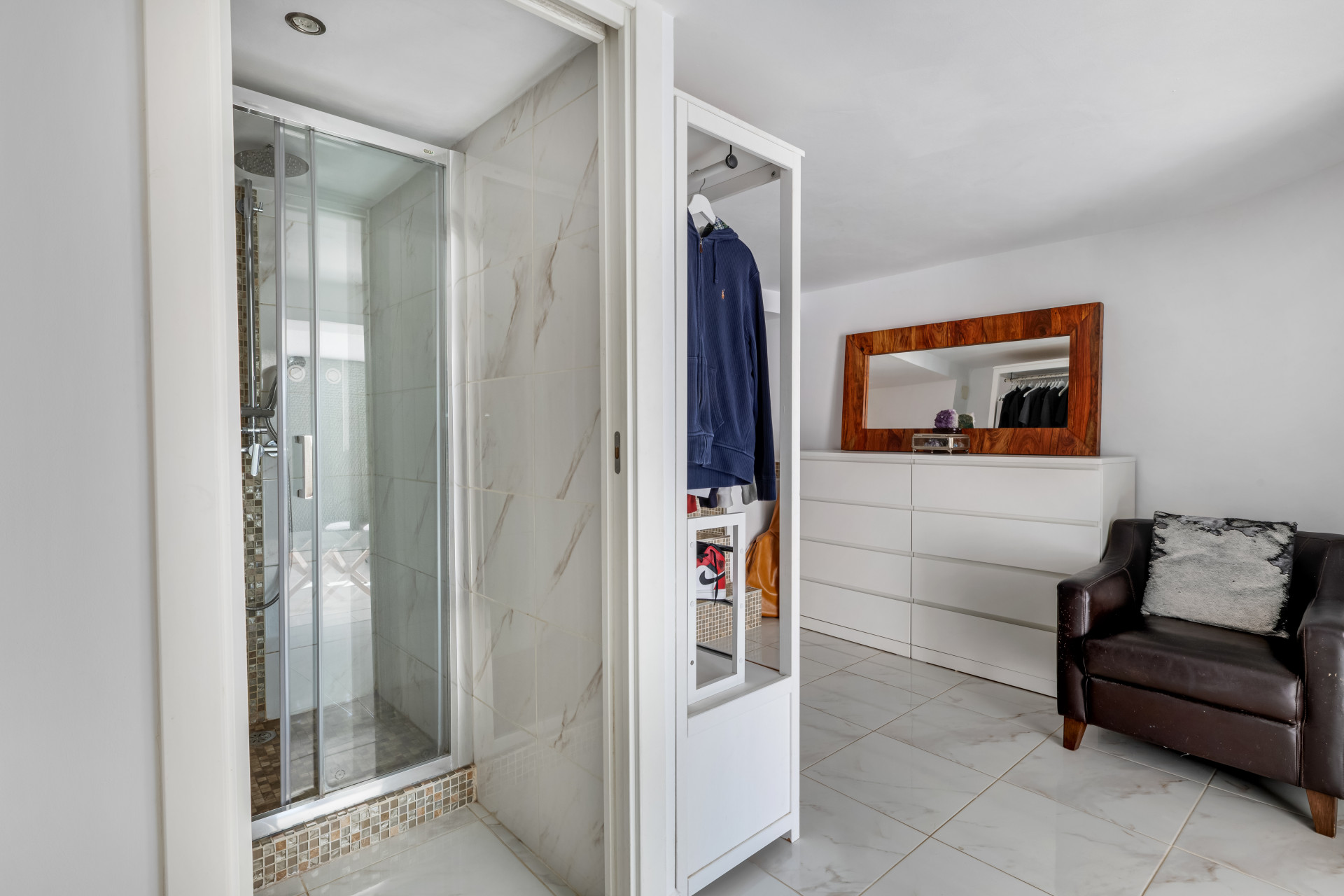 Villa 5 Bedrooms 6 Bathrooms in Marbella, Costa del Sol