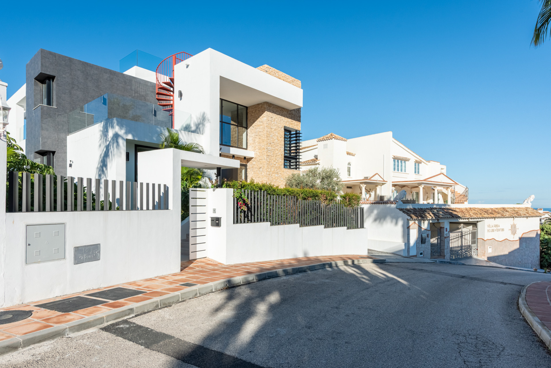 Villa 3 Bedrooms 3 Bathrooms in Cerros del Aguila, Costa del Sol