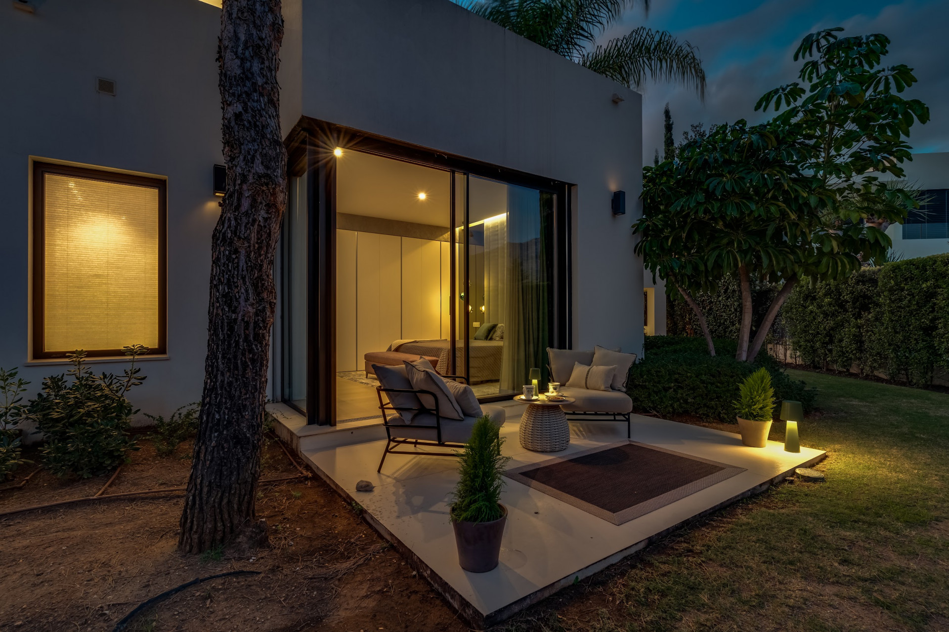 Villa 5 Bedrooms 5 Bathrooms in Marbella, Costa del Sol