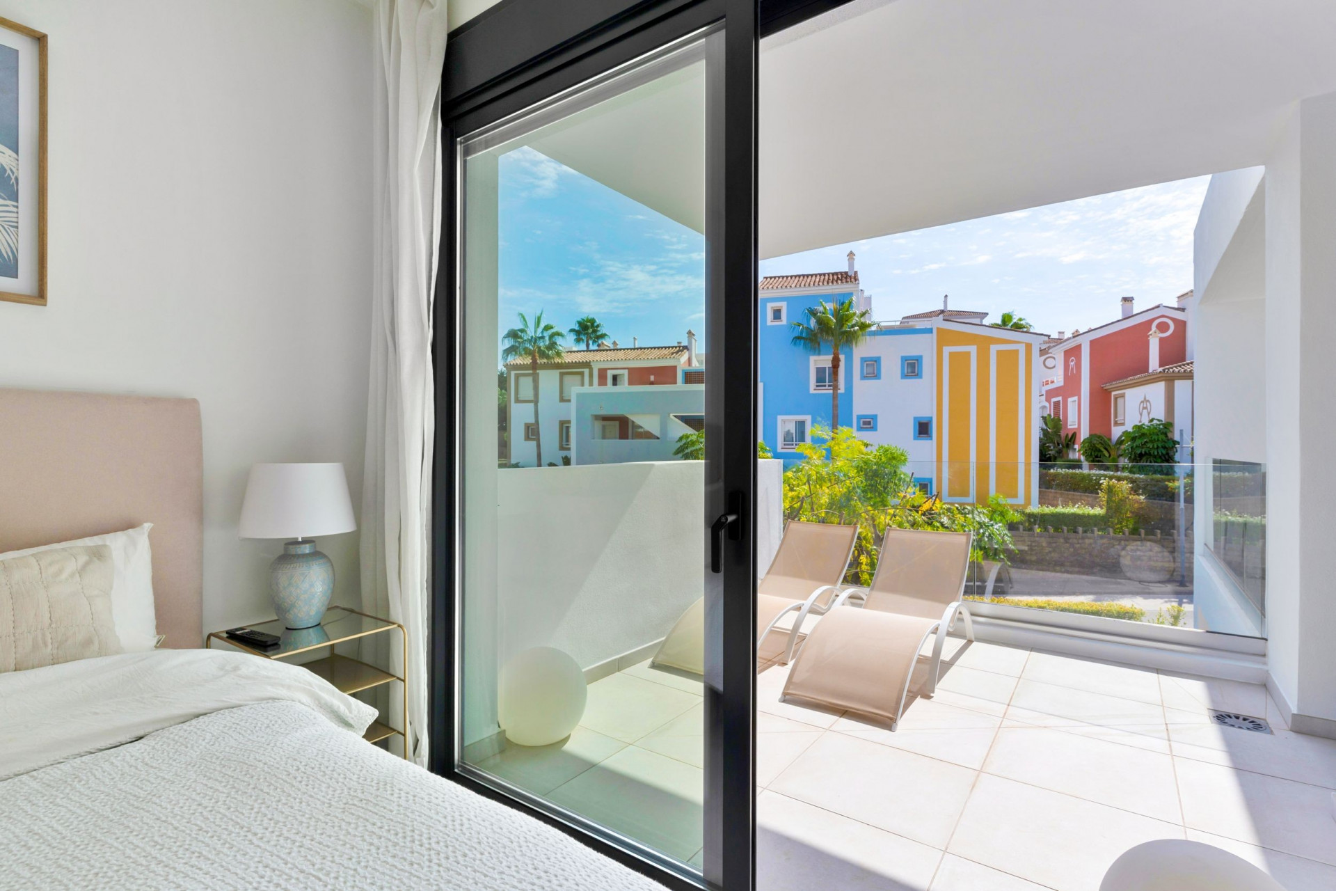Apartment 2 Bedrooms 2 Bathrooms in Estepona, Costa del Sol