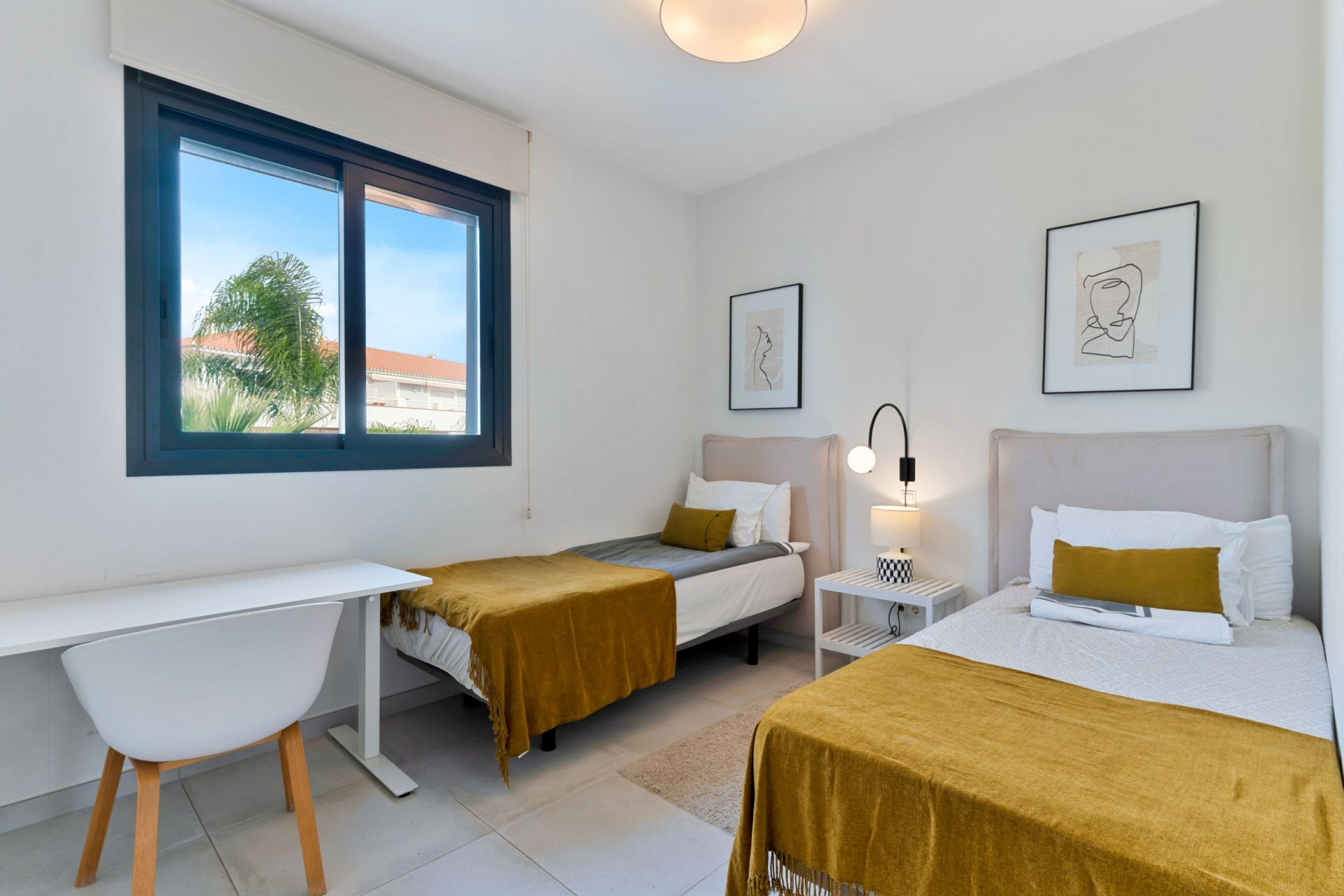 Apartment 2 Bedrooms 2 Bathrooms in Estepona, Costa del Sol