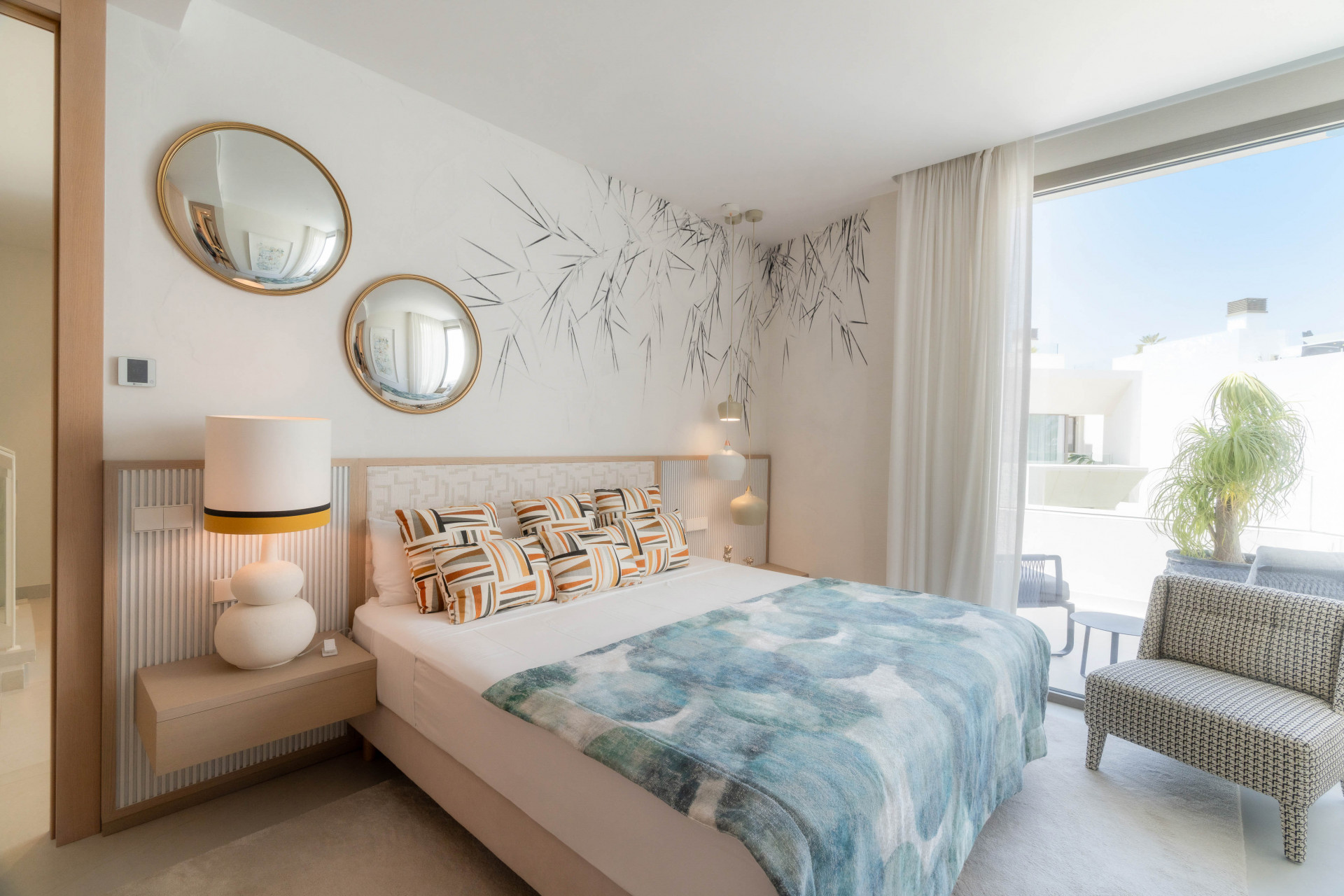 Villa 4 Bedrooms 4 Bathrooms in Marbella, Costa del Sol