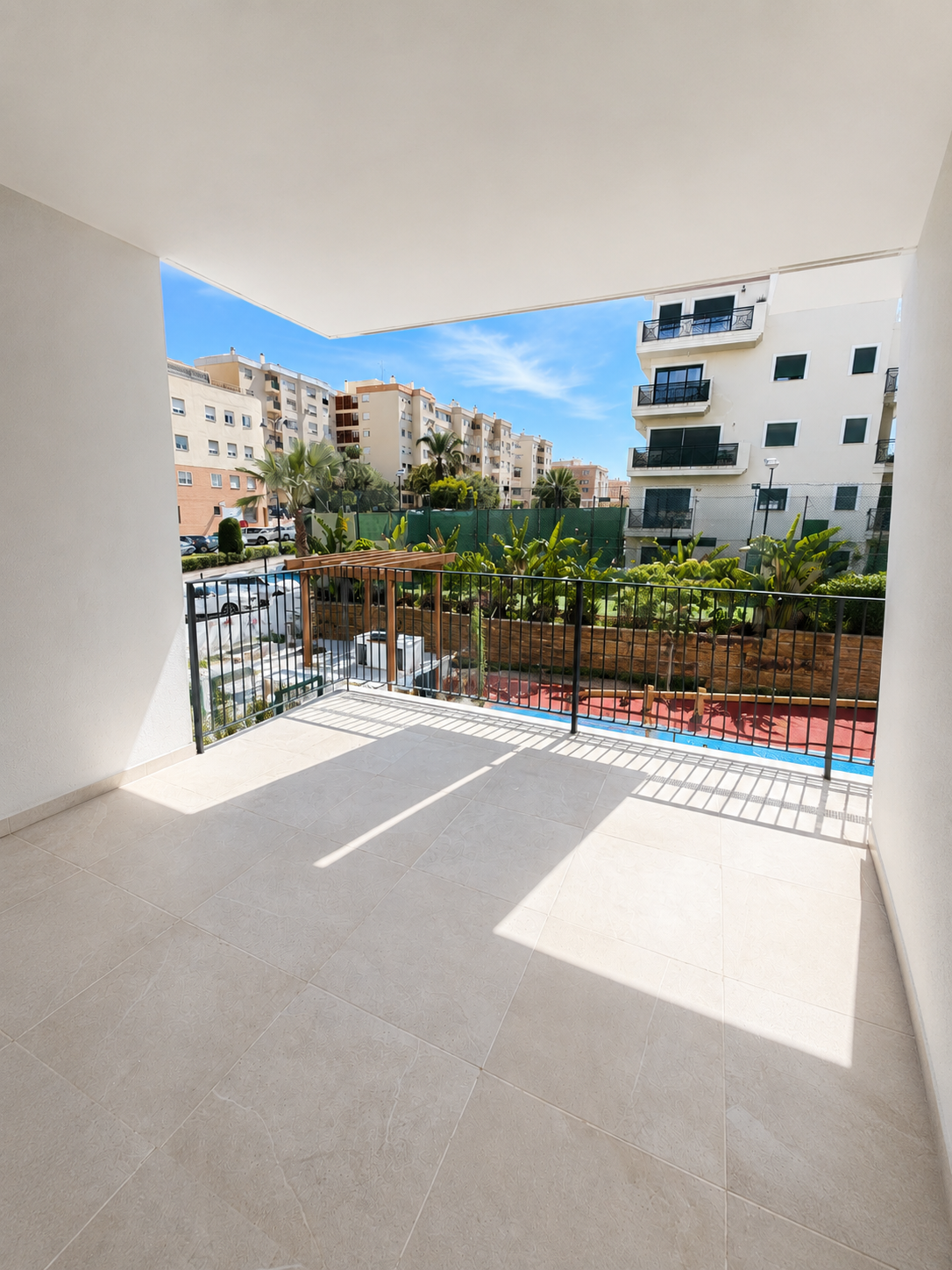 Apartment 2 Bedrooms 2 Bathrooms in Estepona, Costa del Sol