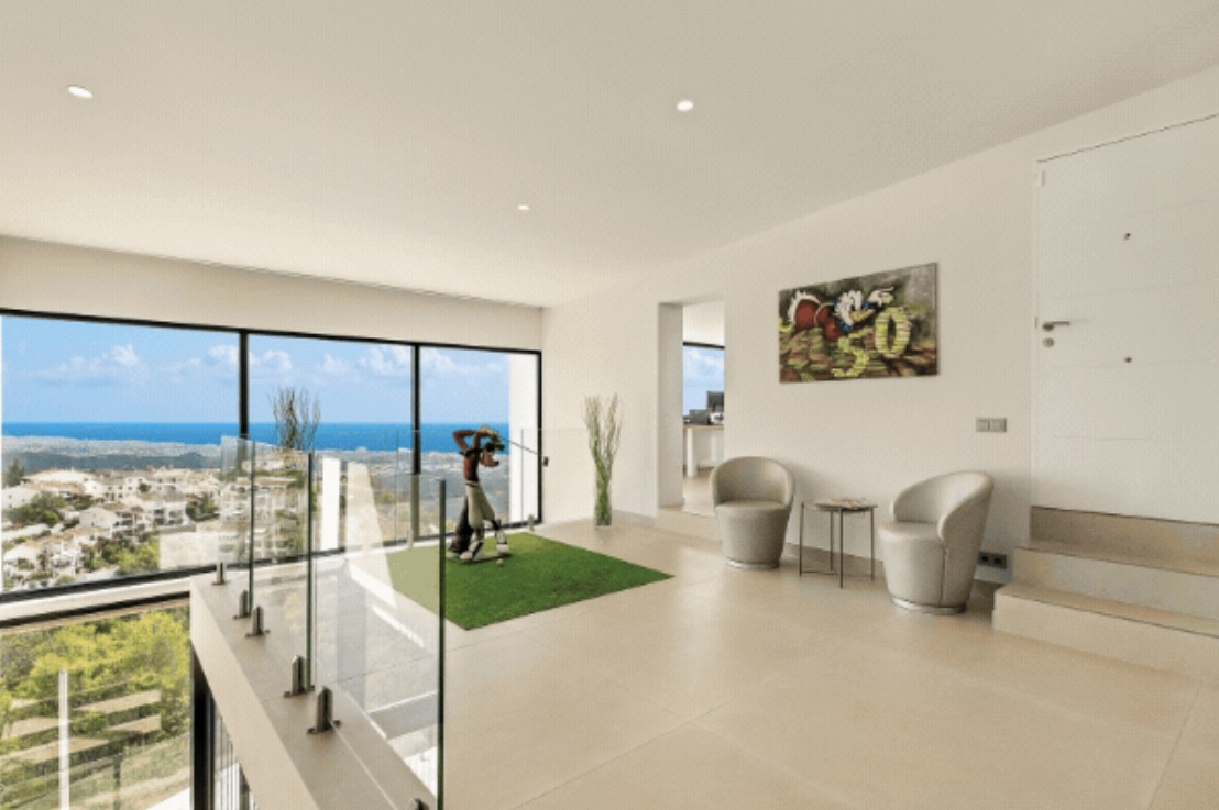 Villa 4 Bedrooms 5 Bathrooms in Marbella, Costa del Sol