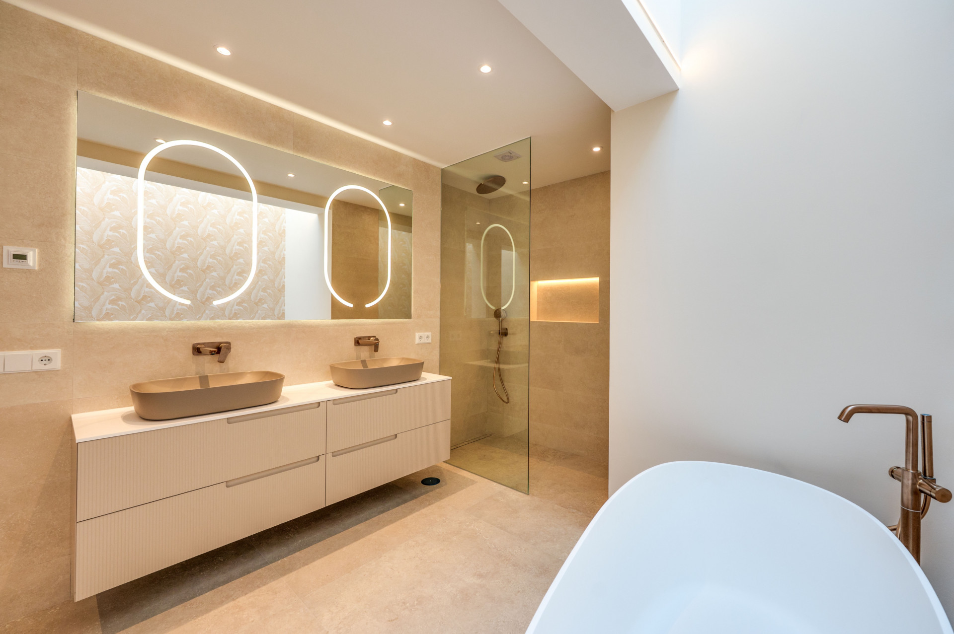 Apartment 3 Bedrooms 3 Bathrooms in Marbella, Costa del Sol