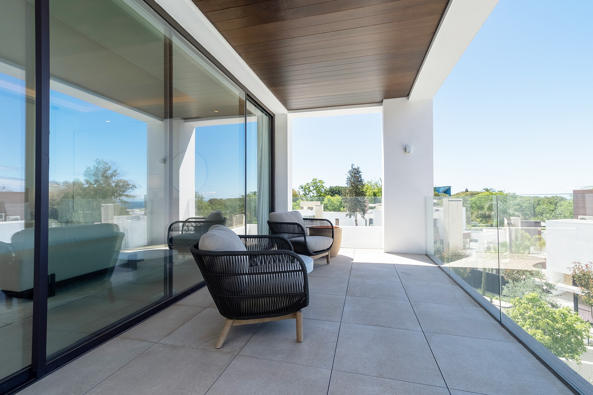 Villa 4 Bedrooms 4 Bathrooms in Marbella, Costa del Sol
