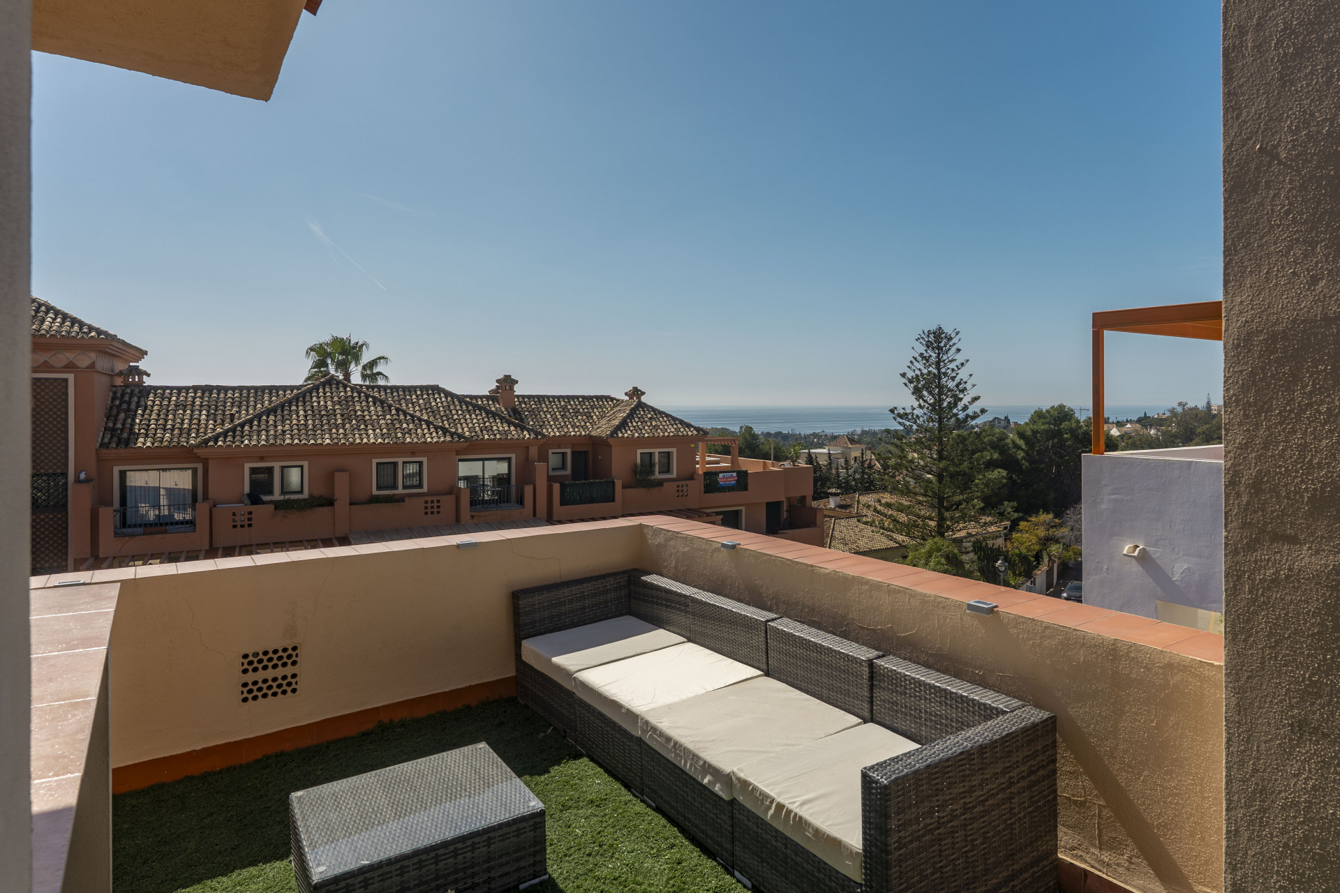 Town House 3 Bedrooms 3 Bathrooms in Marbella, Costa del Sol