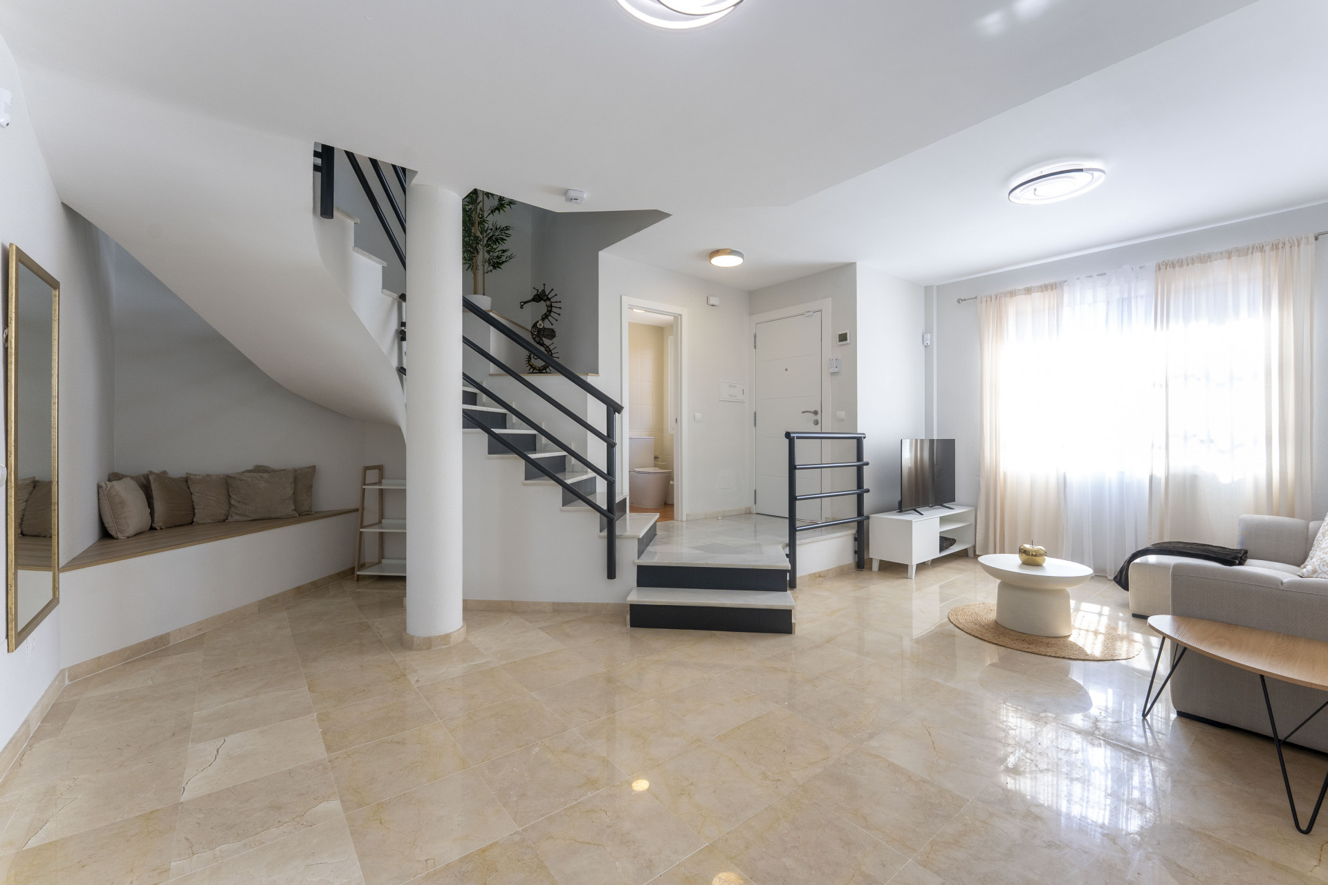 Town House 3 Bedrooms 3 Bathrooms in Marbella, Costa del Sol