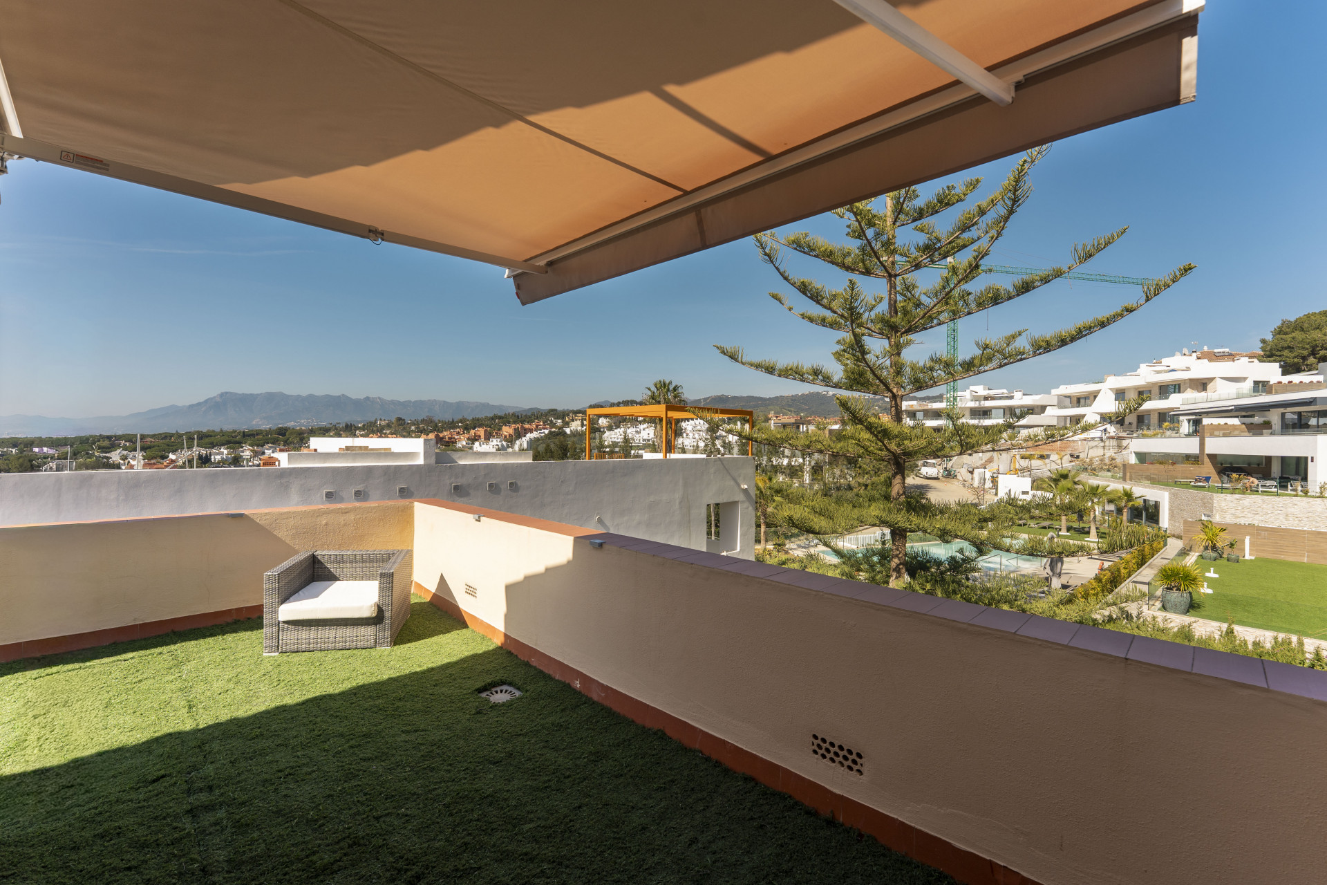 Town House 3 Bedrooms 3 Bathrooms in Marbella, Costa del Sol