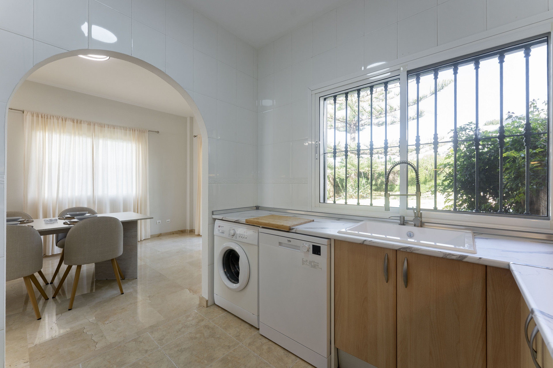 Town House 3 Bedrooms 3 Bathrooms in Marbella, Costa del Sol