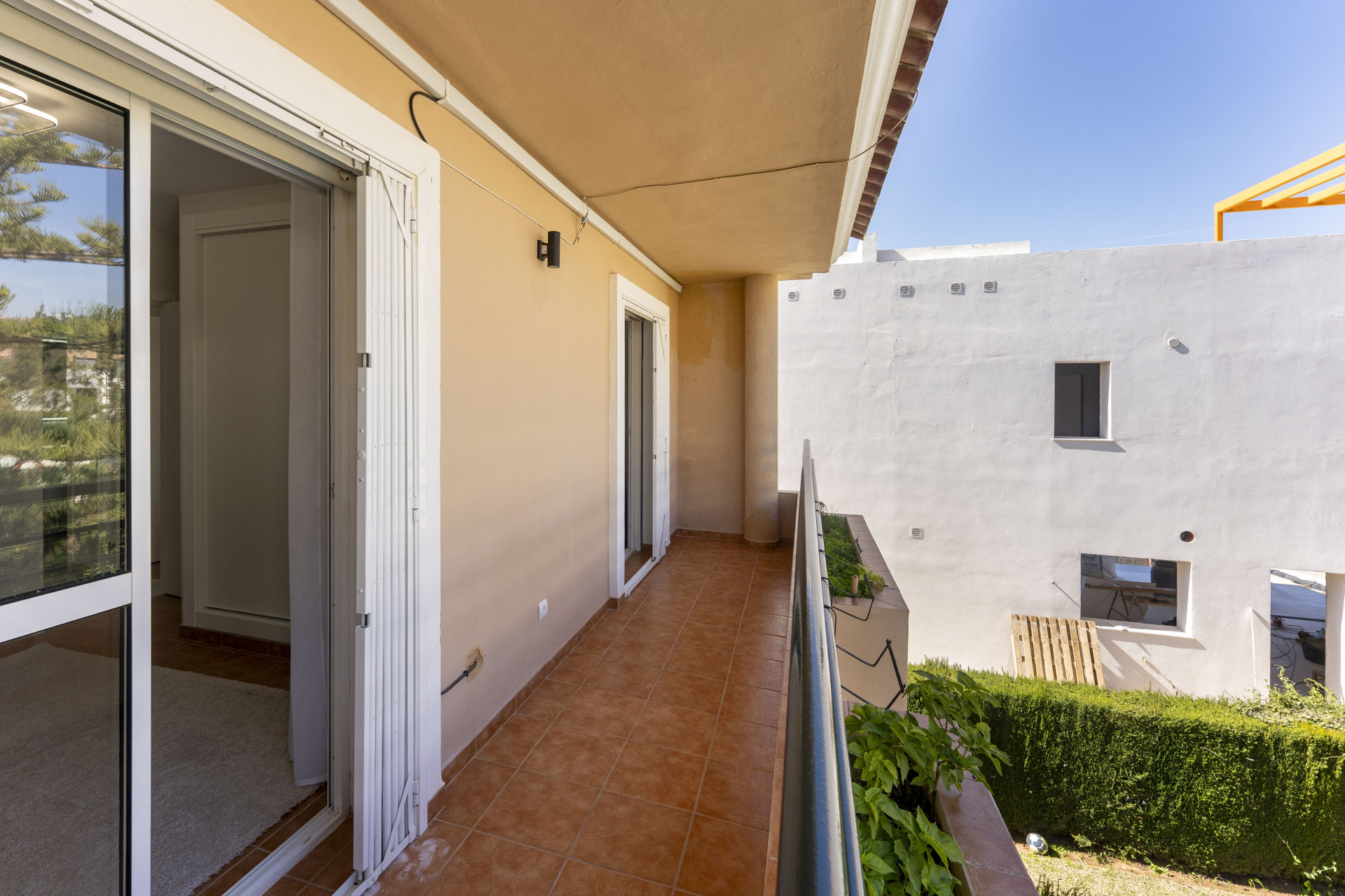 Town House 3 Bedrooms 3 Bathrooms in Marbella, Costa del Sol