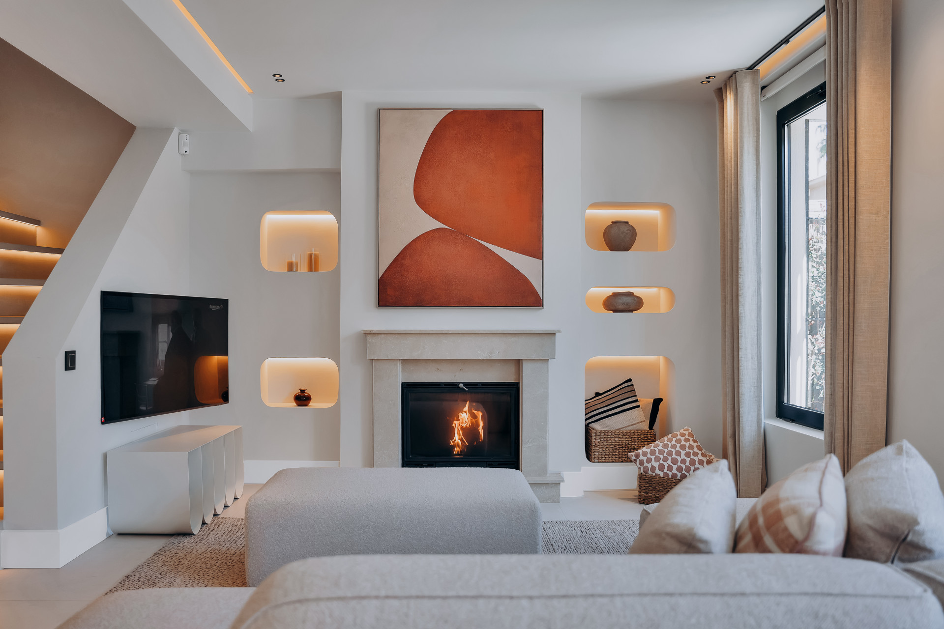 Semi Detached House 4 Bedrooms 4 Bathrooms in Marbella, Costa del Sol