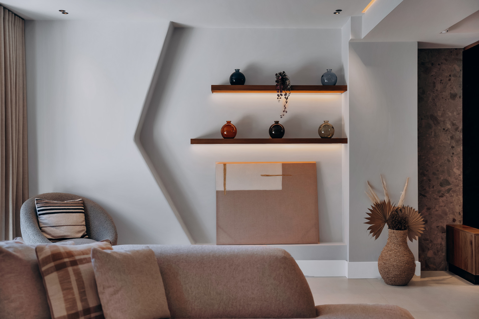 Semi Detached House 4 Bedrooms 4 Bathrooms in Marbella, Costa del Sol