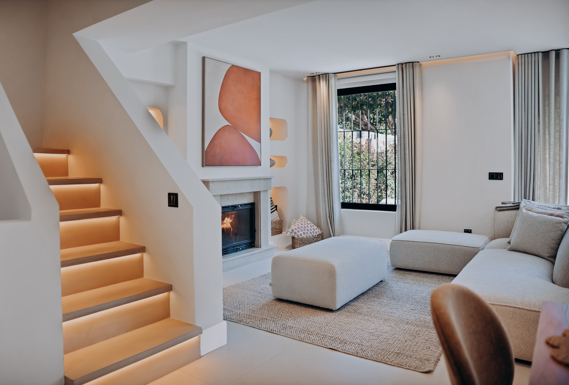 Semi Detached House 4 Bedrooms 4 Bathrooms in Marbella, Costa del Sol