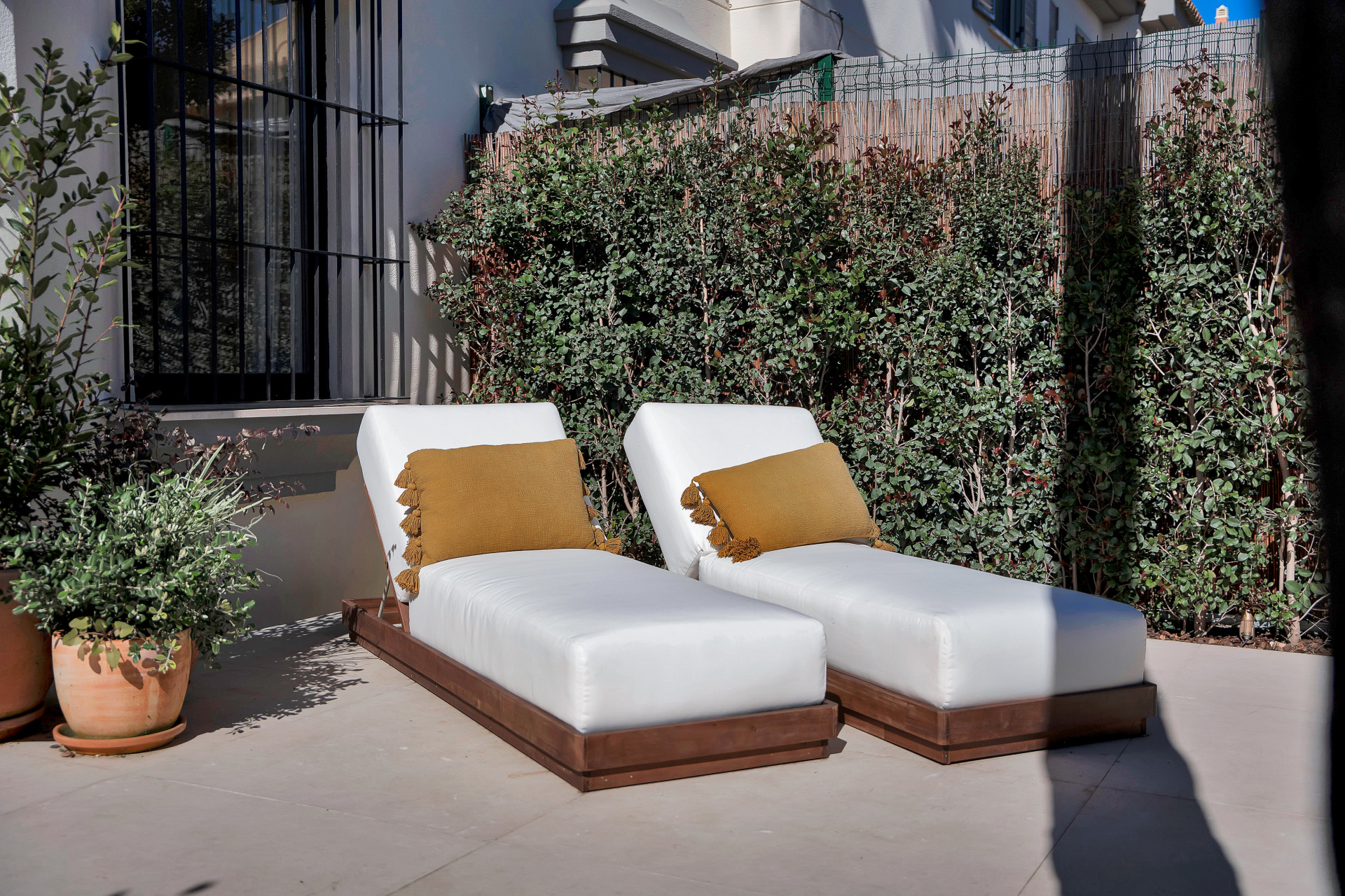 Semi Detached House 4 Bedrooms 4 Bathrooms in Marbella, Costa del Sol