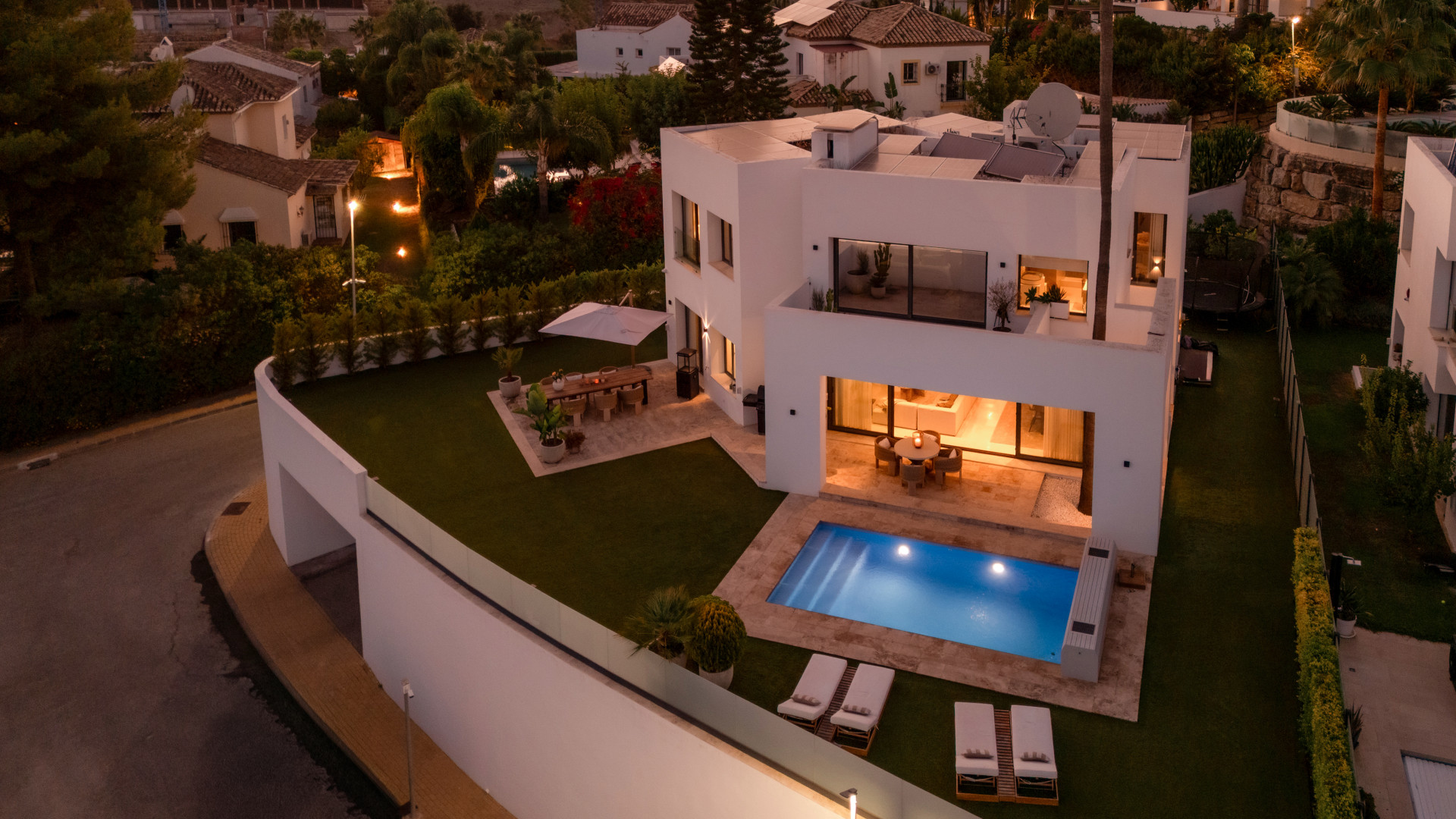 Modern Villa with Breathtaking Views