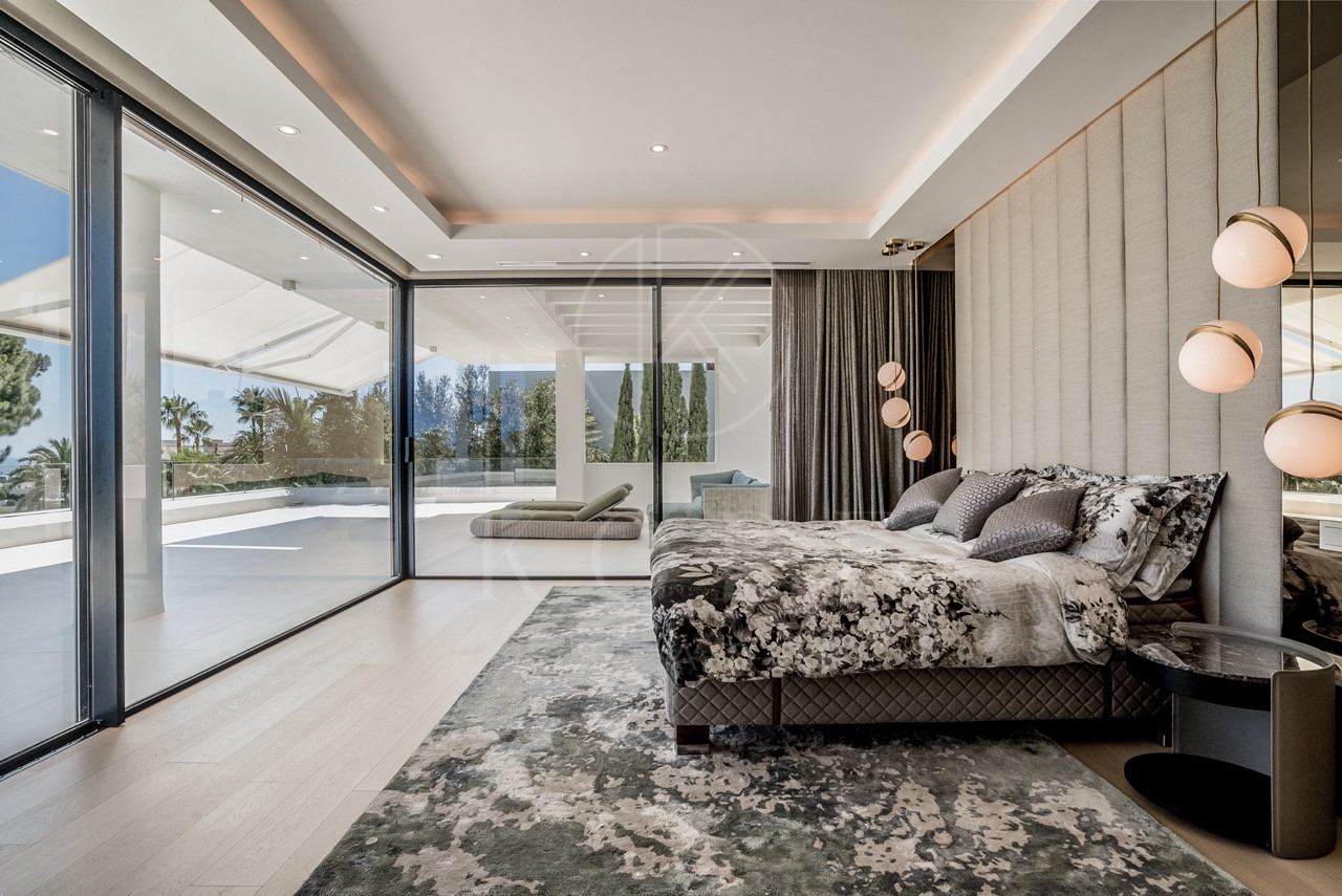 Obra maestra con vistas al mar mágico en la prestigiosa Milla de Oro de Marbella