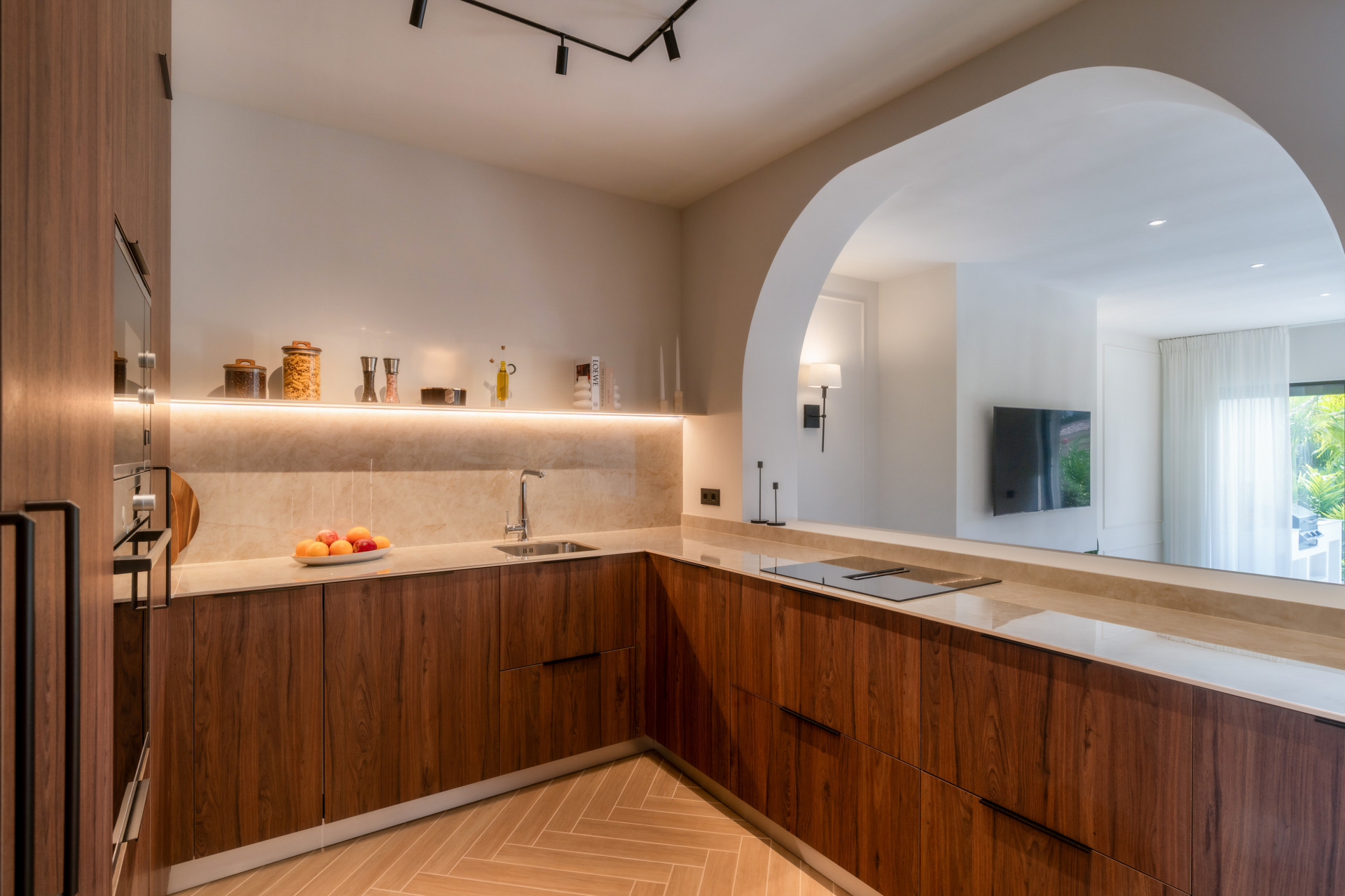 Renovated 4-Bedroom Townhouse in Nueva Andalucia