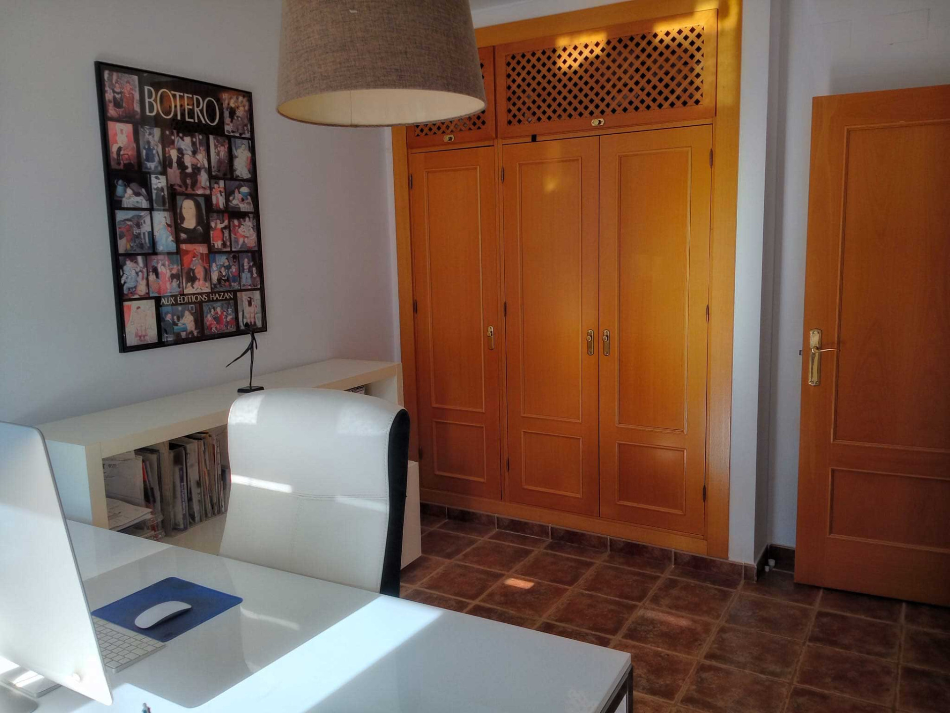 Villa in El Paraiso — frame 17