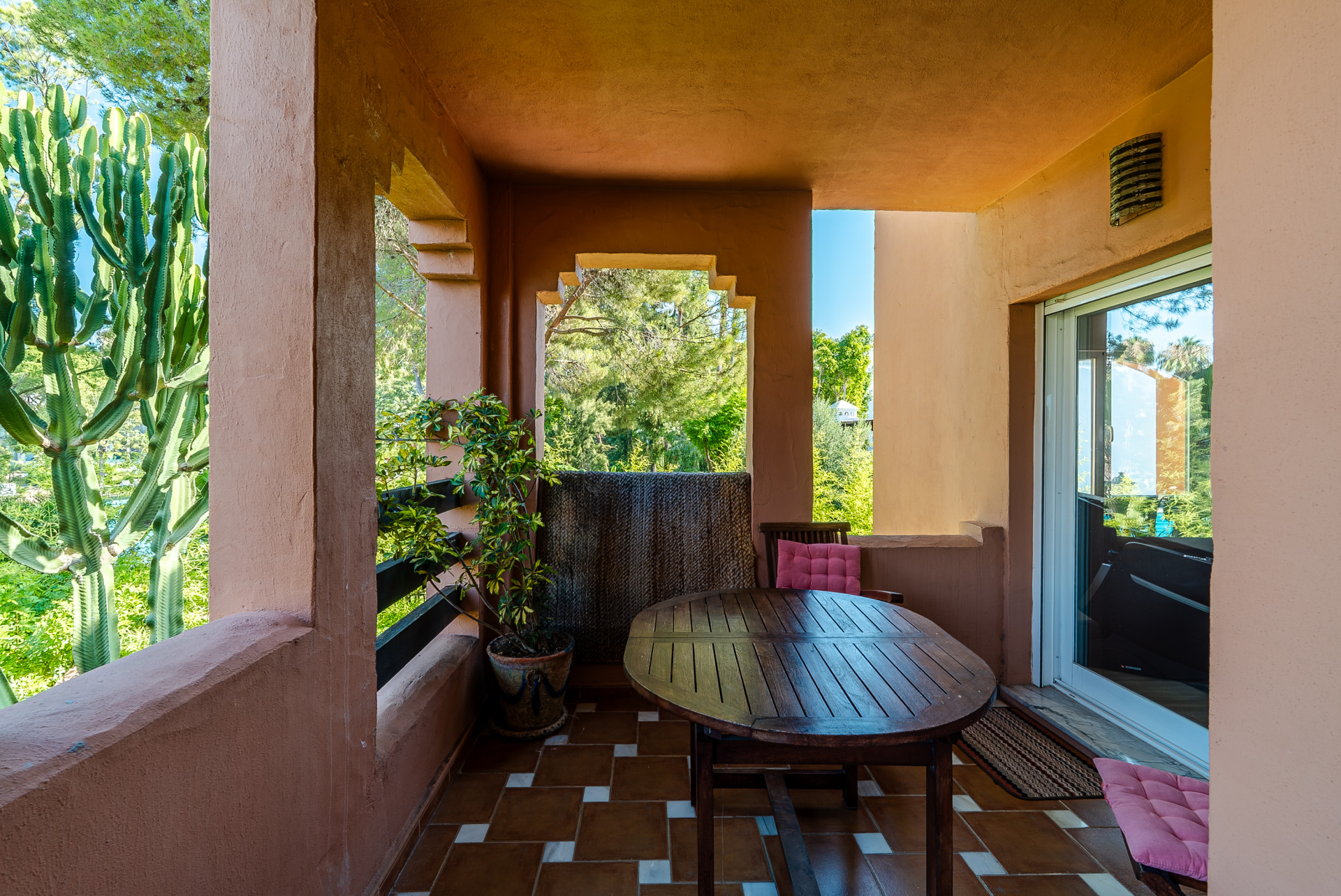 apartment in Guadalmina Baja — frame 2