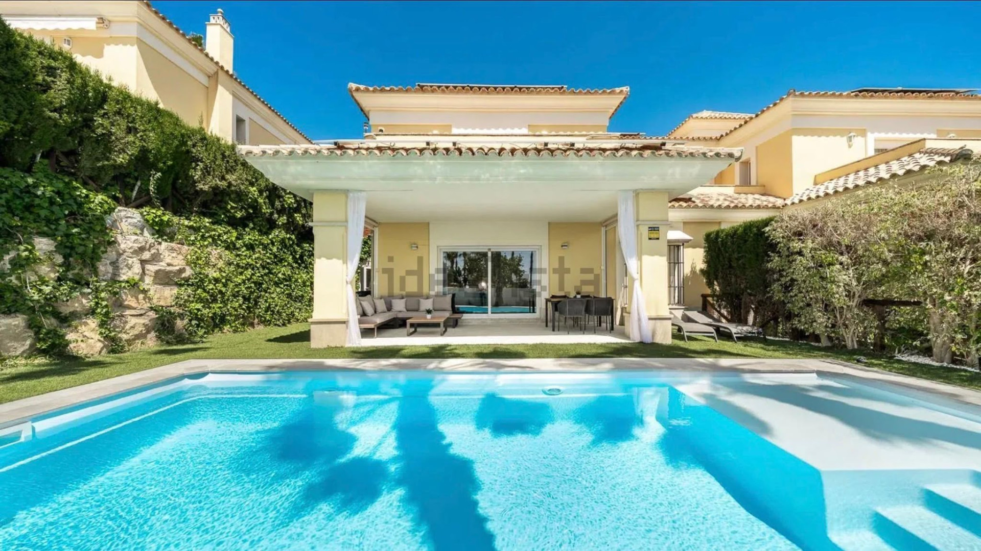 villa in Marbella Este — frame 4
