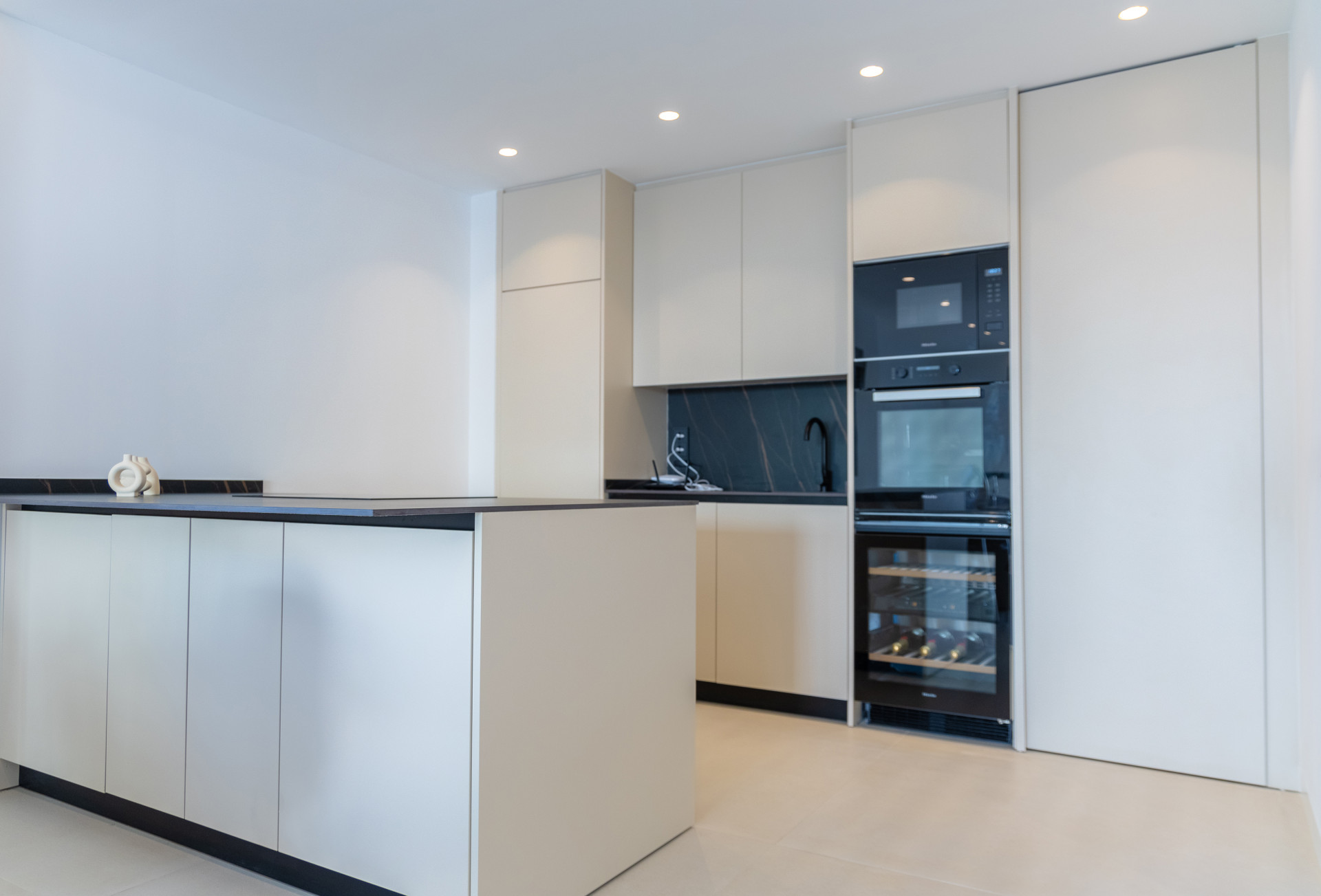 Penthouse in El Paraiso — frame 20