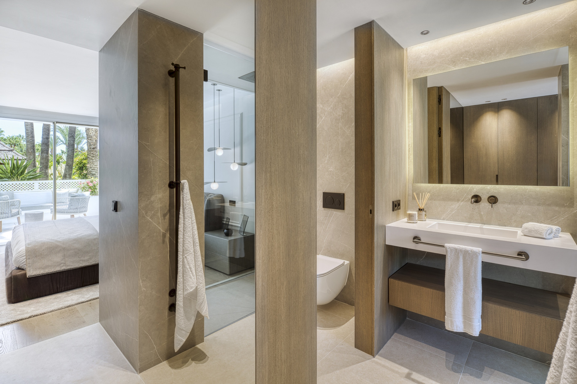 3-bedroom apartment in Puente Romano — frame 15