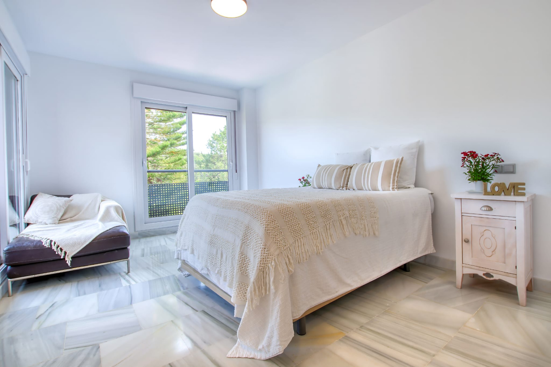 villa in Lomas de Guadalmina — frame 11