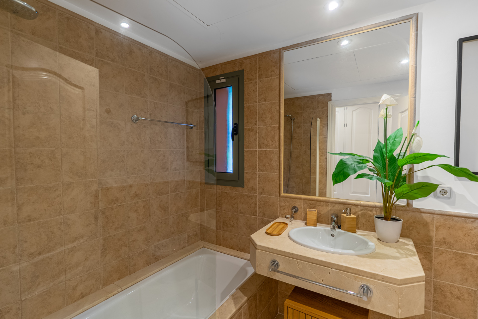 apartment in Estepona East — frame 7