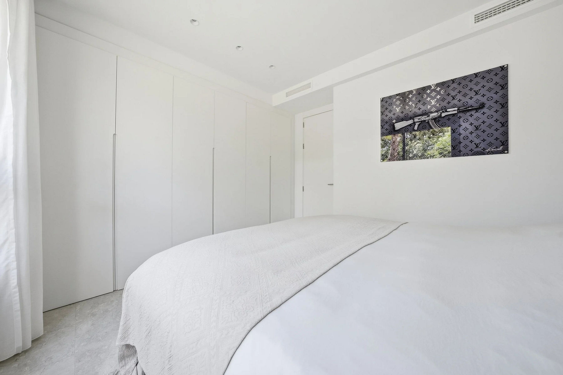  Image of Ground Floor Apartment - 4 Bedrooms - 3 Bathrooms for sale in Malaga-Marbella-Spain, Image 34