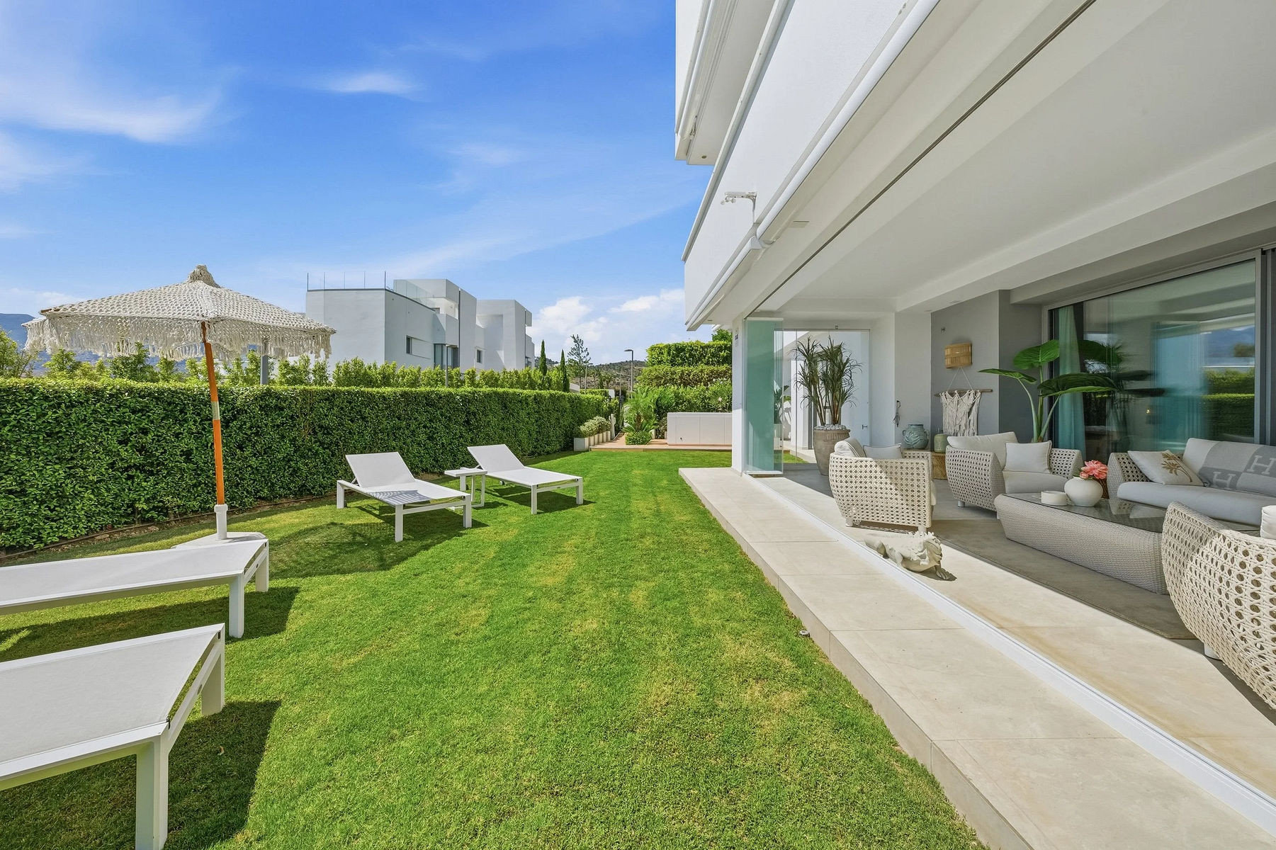  Image of Ground Floor Apartment - 4 Bedrooms - 3 Bathrooms for sale in Malaga-Marbella-Spain, Image 54