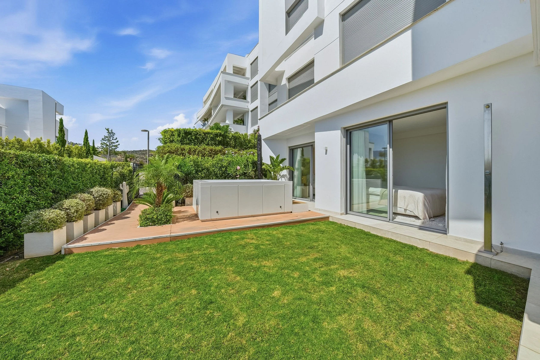  Image of Ground Floor Apartment - 4 Bedrooms - 3 Bathrooms for sale in Malaga-Marbella-Spain, Image 56
