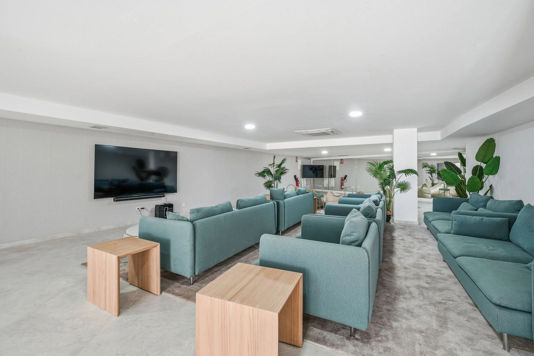  Image of Ground Floor Apartment - 4 Bedrooms - 3 Bathrooms for sale in Malaga-Marbella-Spain, Image 46