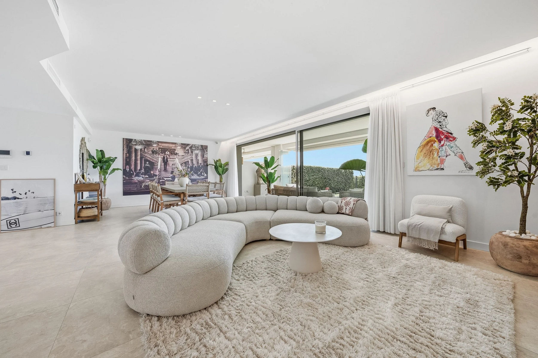  Image of Ground Floor Apartment - 4 Bedrooms - 3 Bathrooms for sale in Malaga-Marbella-Spain, Image 6