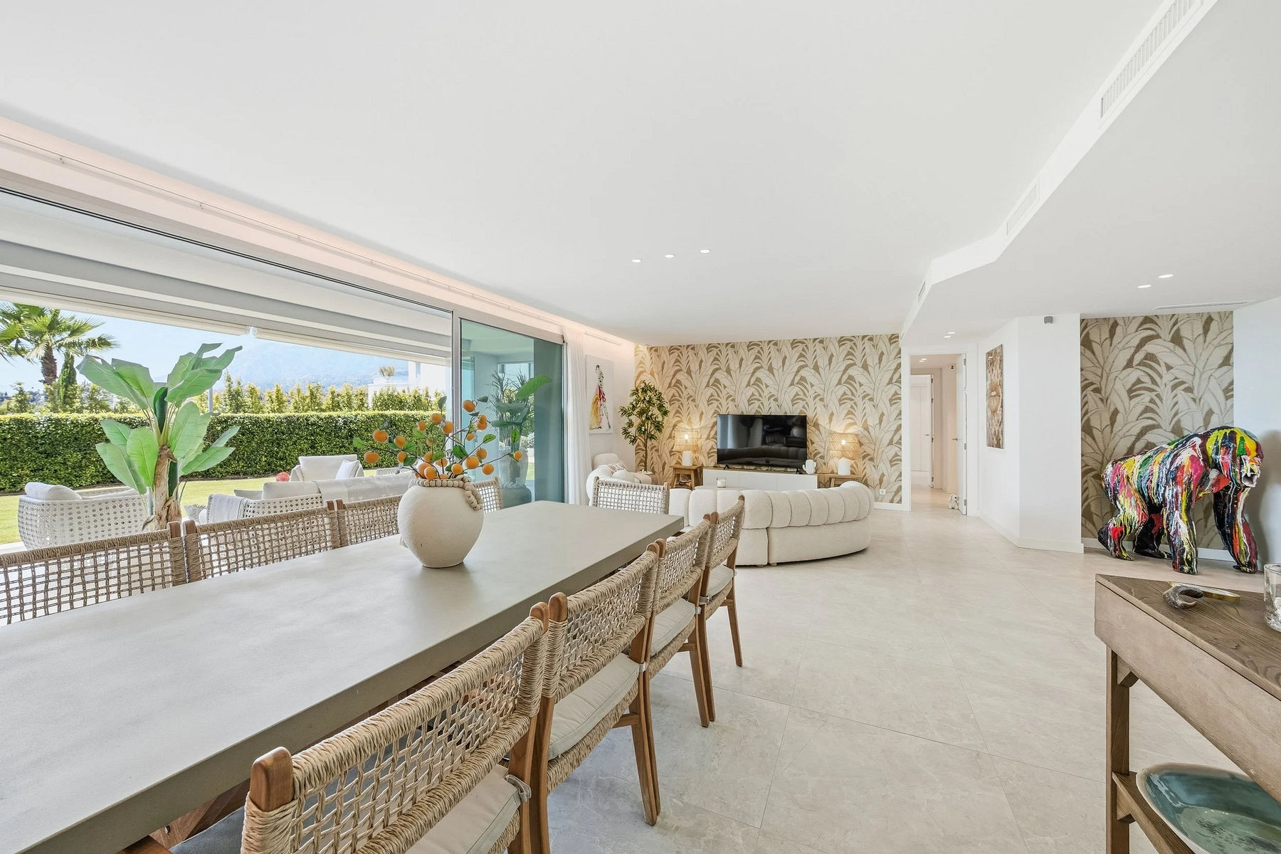  Image of Ground Floor Apartment - 4 Bedrooms - 3 Bathrooms for sale in Malaga-Marbella-Spain, Image 21
