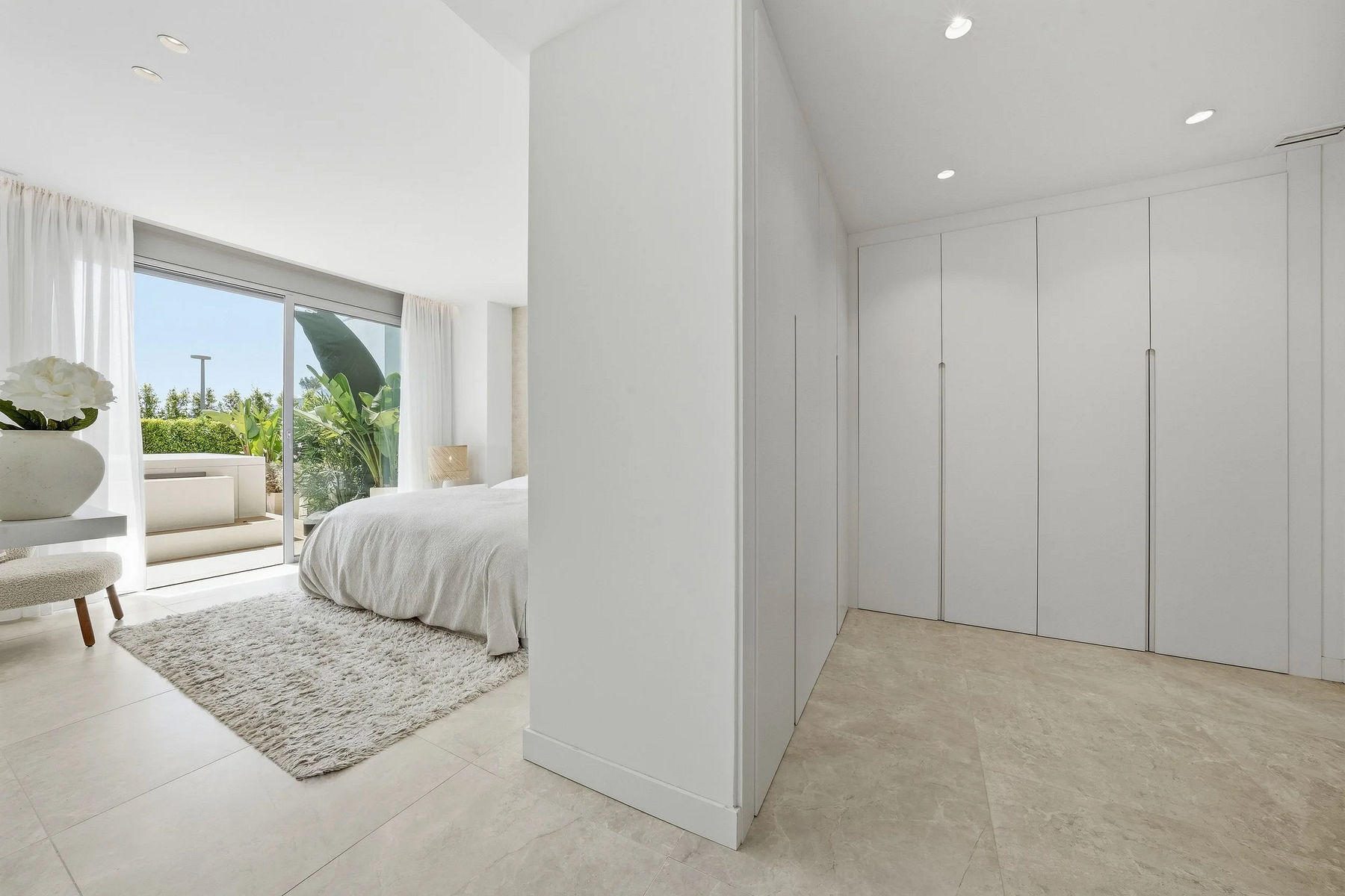  Image of Ground Floor Apartment - 4 Bedrooms - 3 Bathrooms for sale in Malaga-Marbella-Spain, Image 29