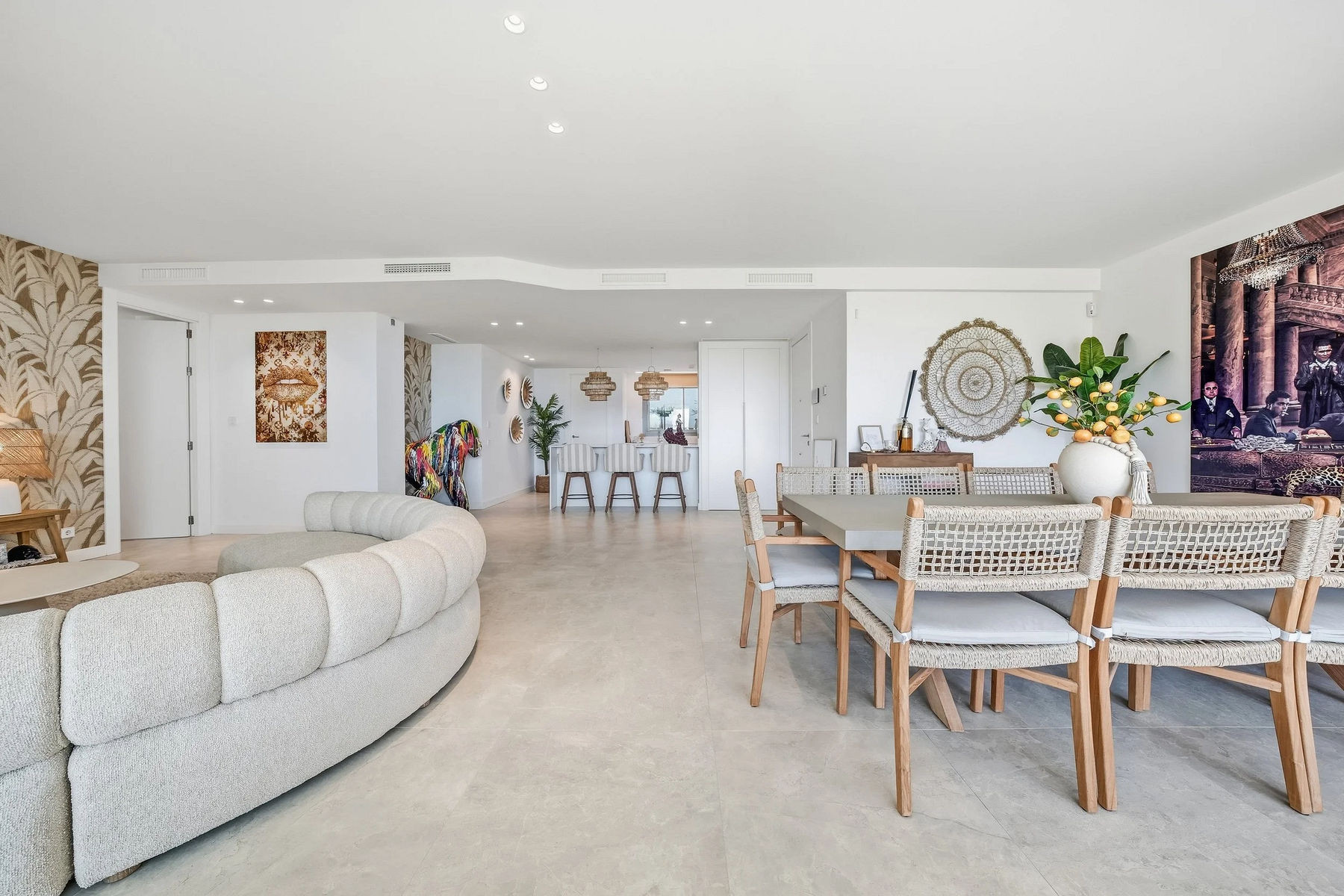  Image of Ground Floor Apartment - 4 Bedrooms - 3 Bathrooms for sale in Malaga-Marbella-Spain, Image 11
