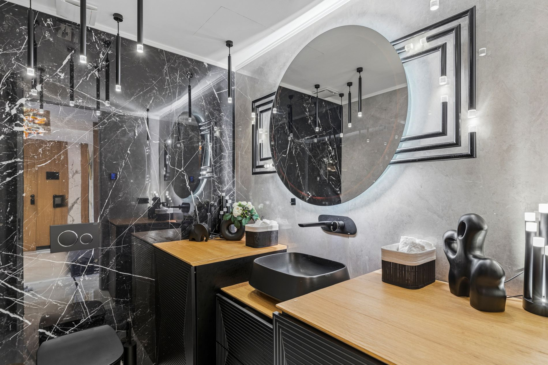  Image of Ground Floor Apartment - 3 Bedrooms - 3 Bathrooms for sale in Malaga-Marbella-Spain, Image 9
