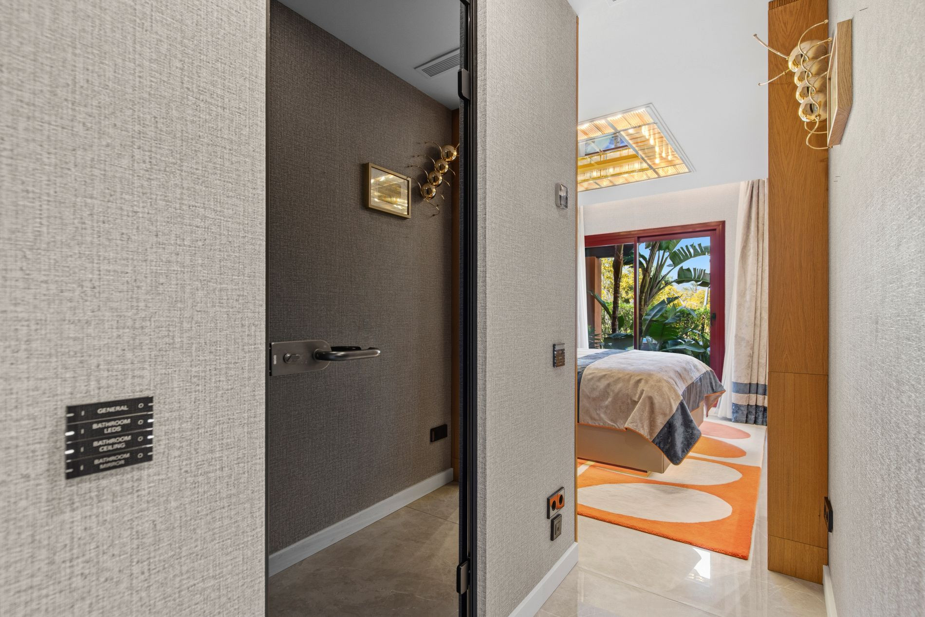  Image of Ground Floor Apartment - 3 Bedrooms - 3 Bathrooms for sale in Malaga-Marbella-Spain, Image 20