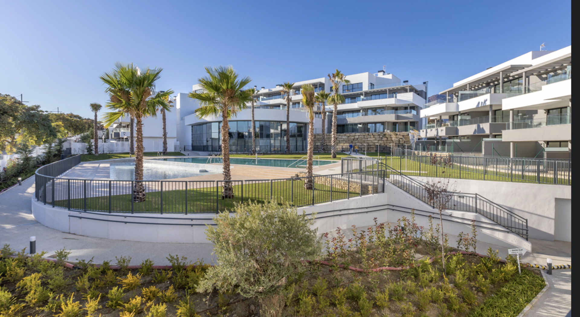  Image of Apartment - 3 Bedrooms - 2 Bathrooms for sale in Malaga-Estepona-Spain, Image 9