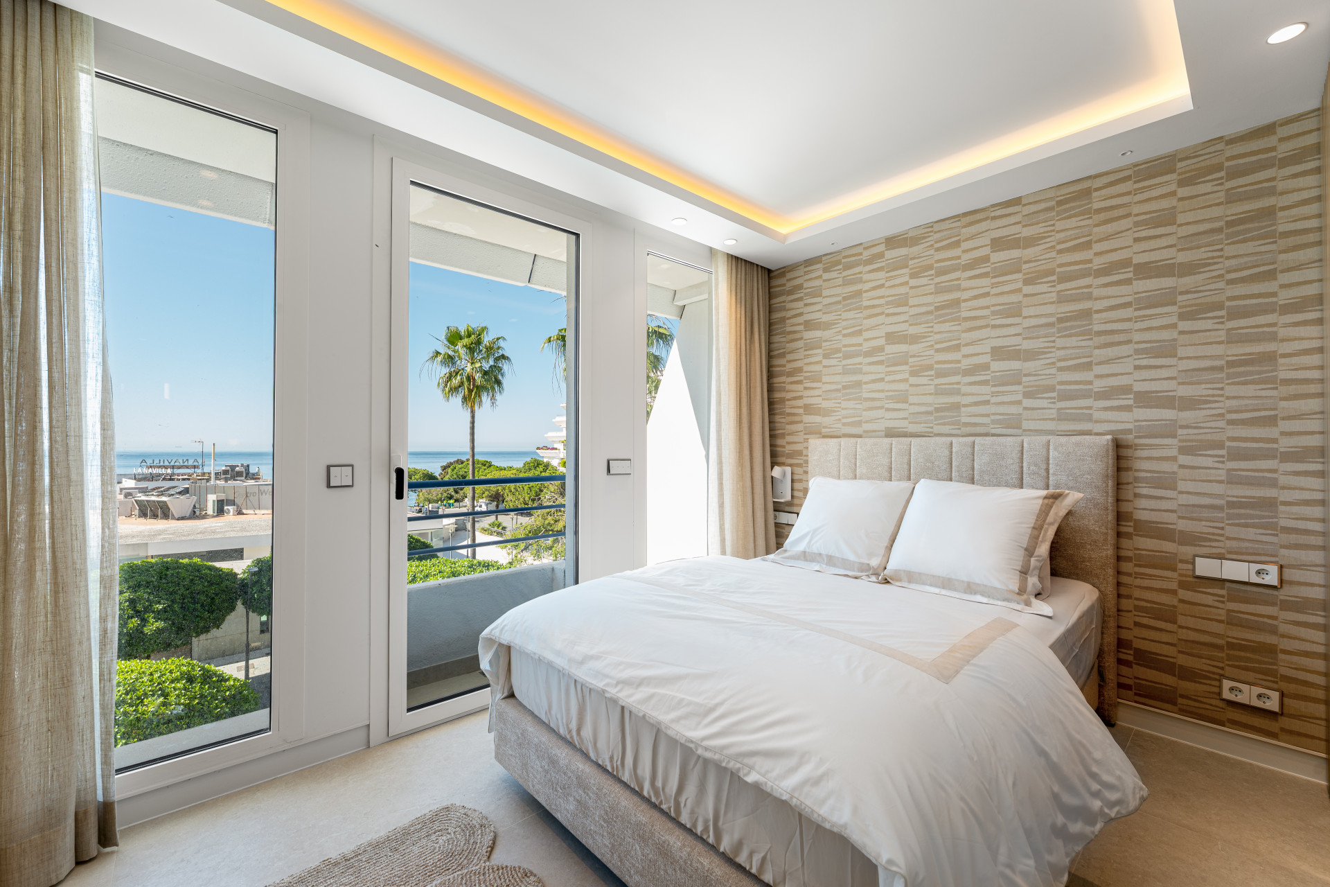  Image of Duplex - 3 Bedrooms - 3 Bathrooms for sale in Malaga-Marbella-Spain, Image 11