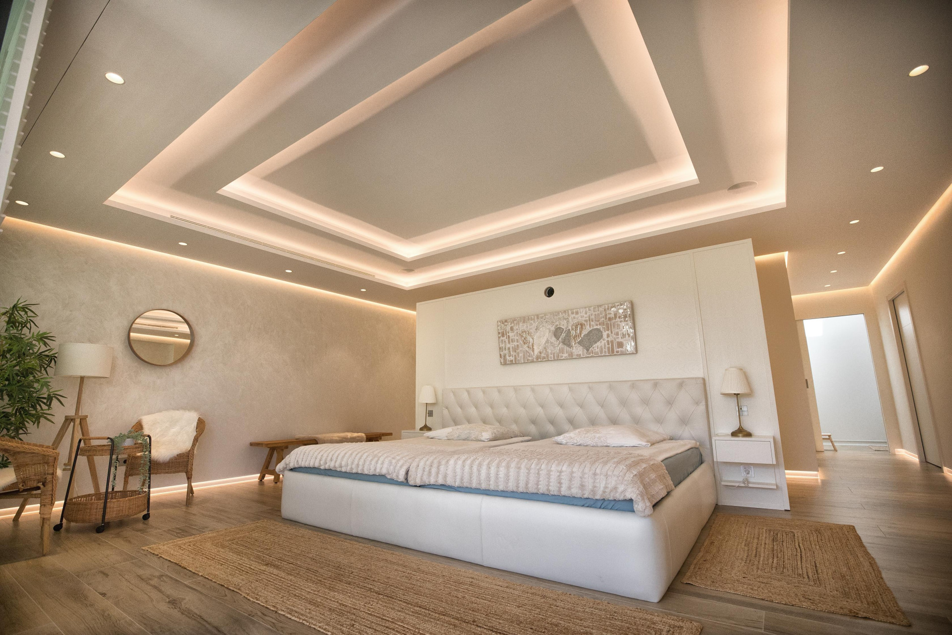  Image of Villa - 7 Bedrooms - 5 Bathrooms for rent in Malaga-Estepona-Spain, Image 11