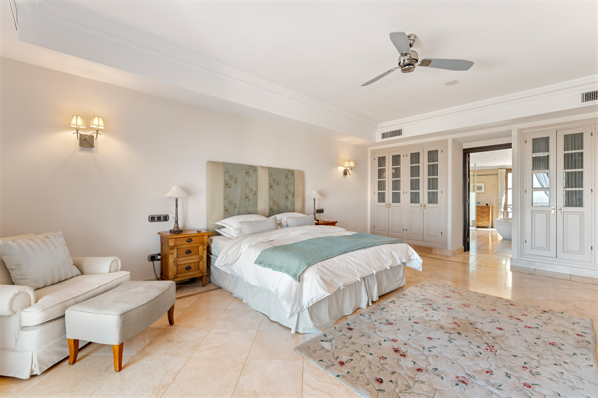  Image of Villa - 5 Bedrooms - 5 Bathrooms for sale in Malaga-Estepona-Spain, Image 34
